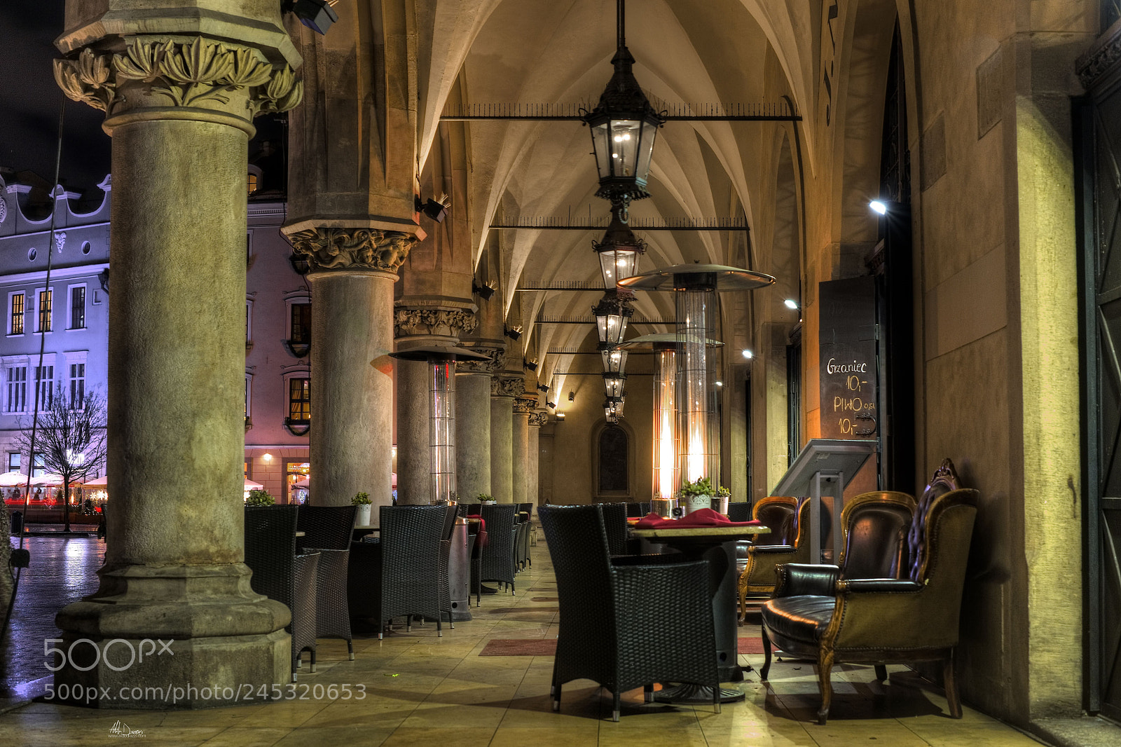 Nikon D810 sample photo. Rynek główny photography