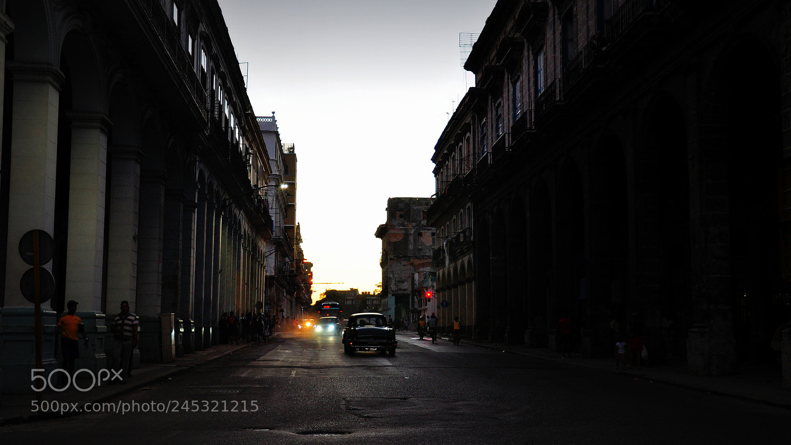 Nikon D90 sample photo. Mysterious evening havana photography
