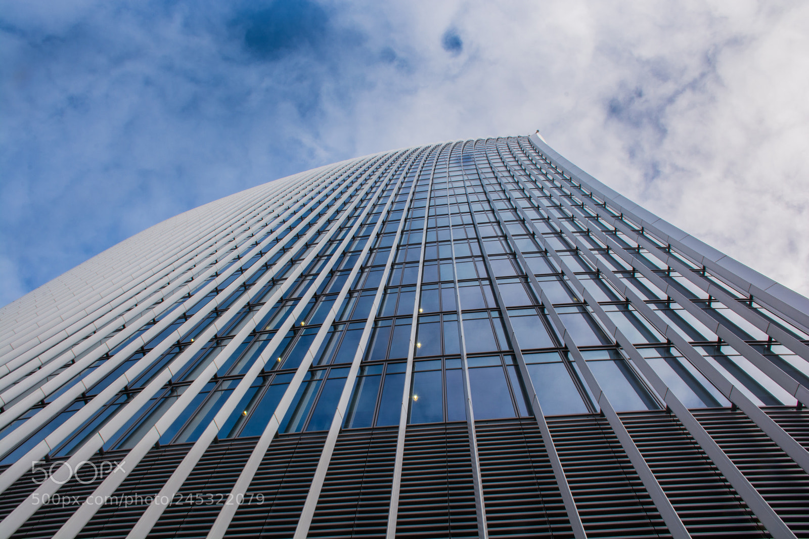Nikon D5200 sample photo. To the sky photography