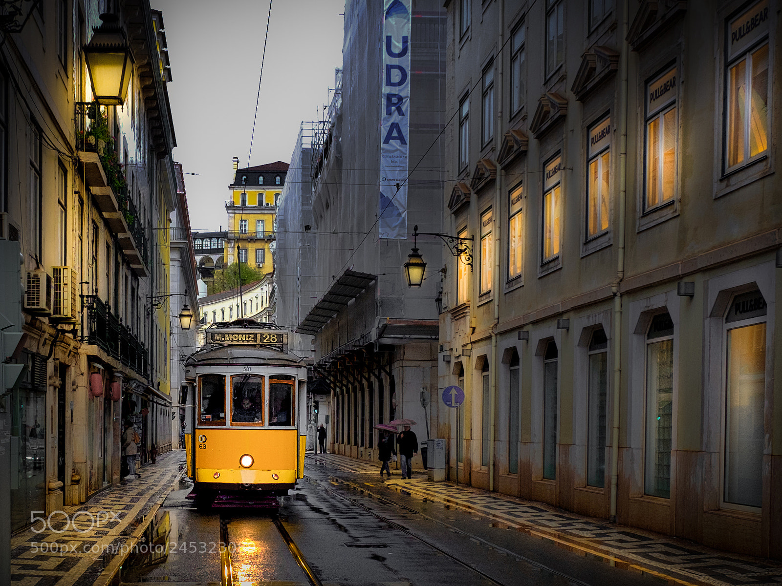 Fujifilm X70 sample photo. Yellow tram photography
