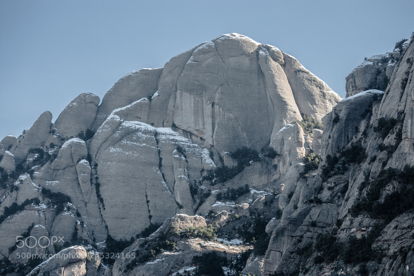 Canon EOS-1Ds Mark II sample photo. Montserrat & snow photography