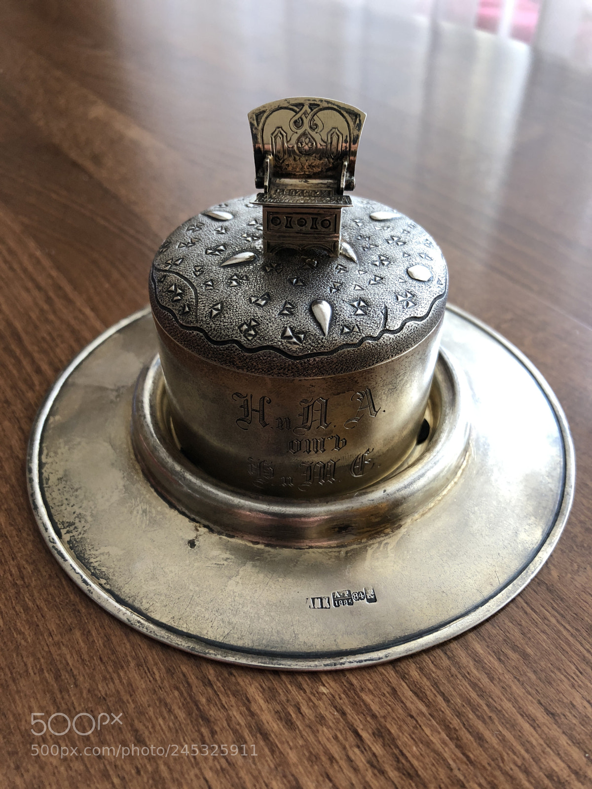Apple iPhone 8 sample photo. Russian silver. salt box photography