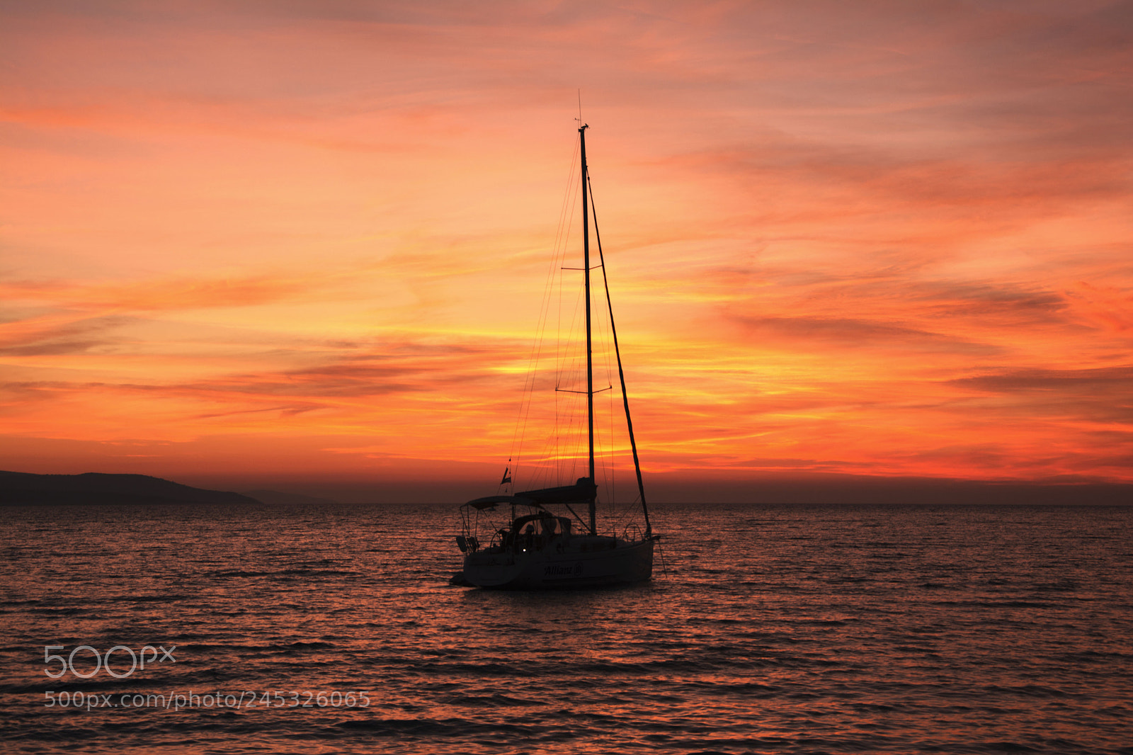 Nikon D5200 sample photo. A painted ship upon photography