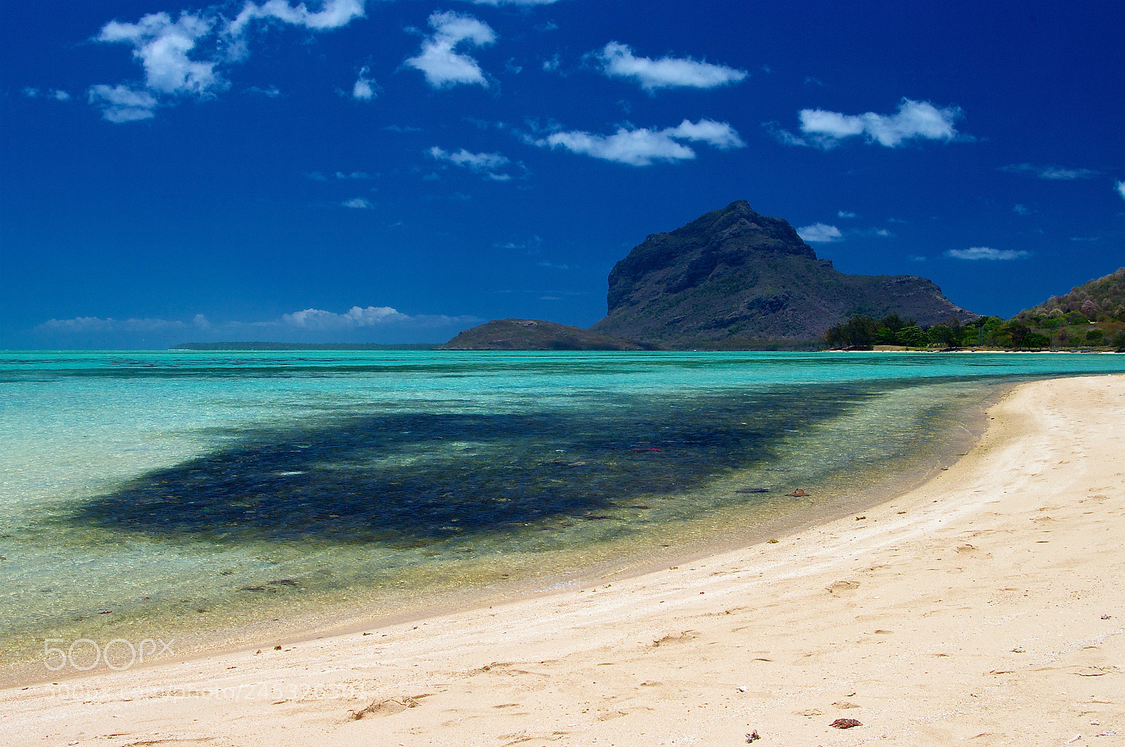 Pentax K20D sample photo. A place to relax photography