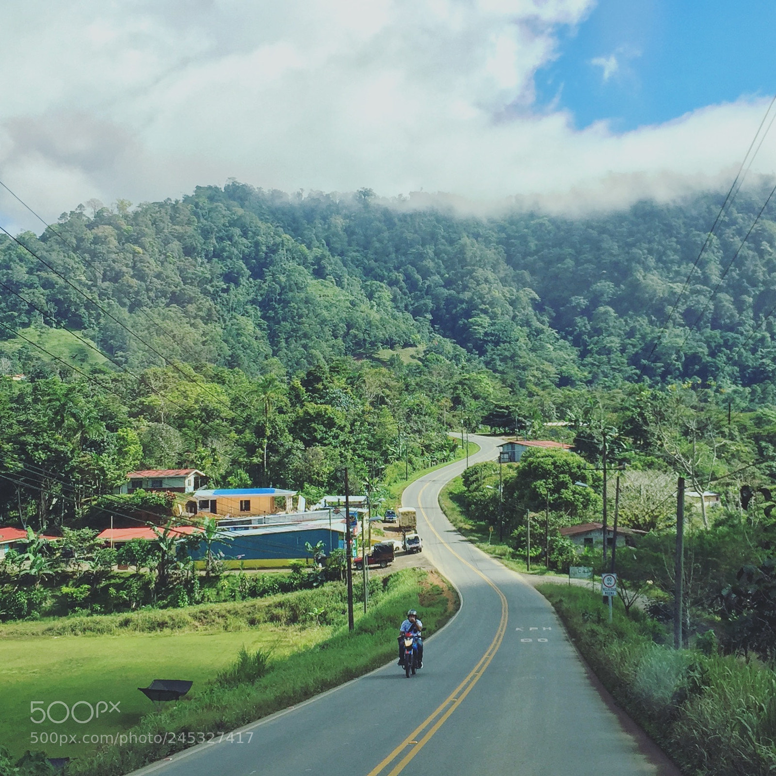 Apple iPhone 6 sample photo. ~ on the road ?? ~ photography