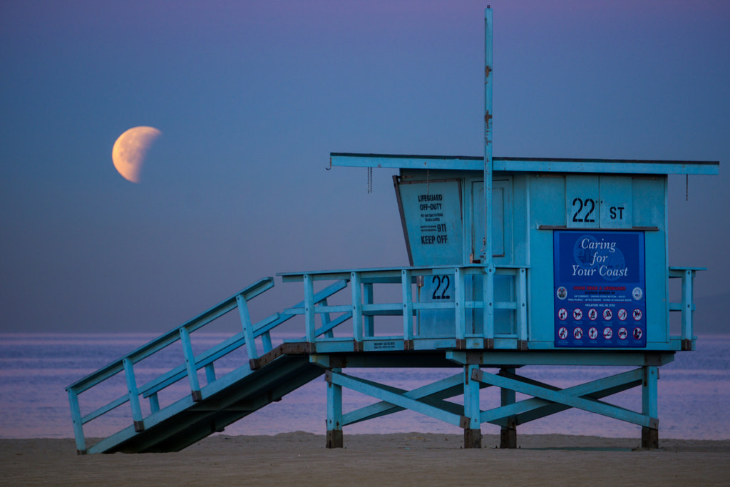 Moonset Over Hermosa by Allen Ng on 500px.com