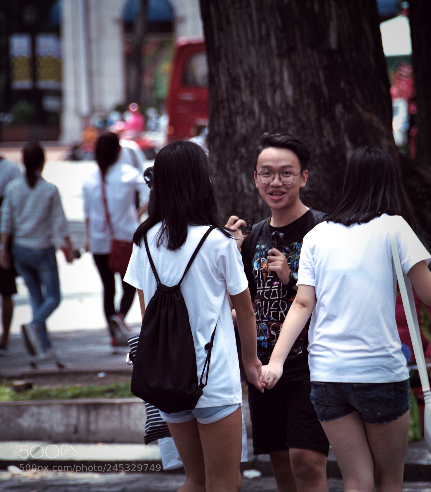 Nikon D300S sample photo. A lively conversation is photography