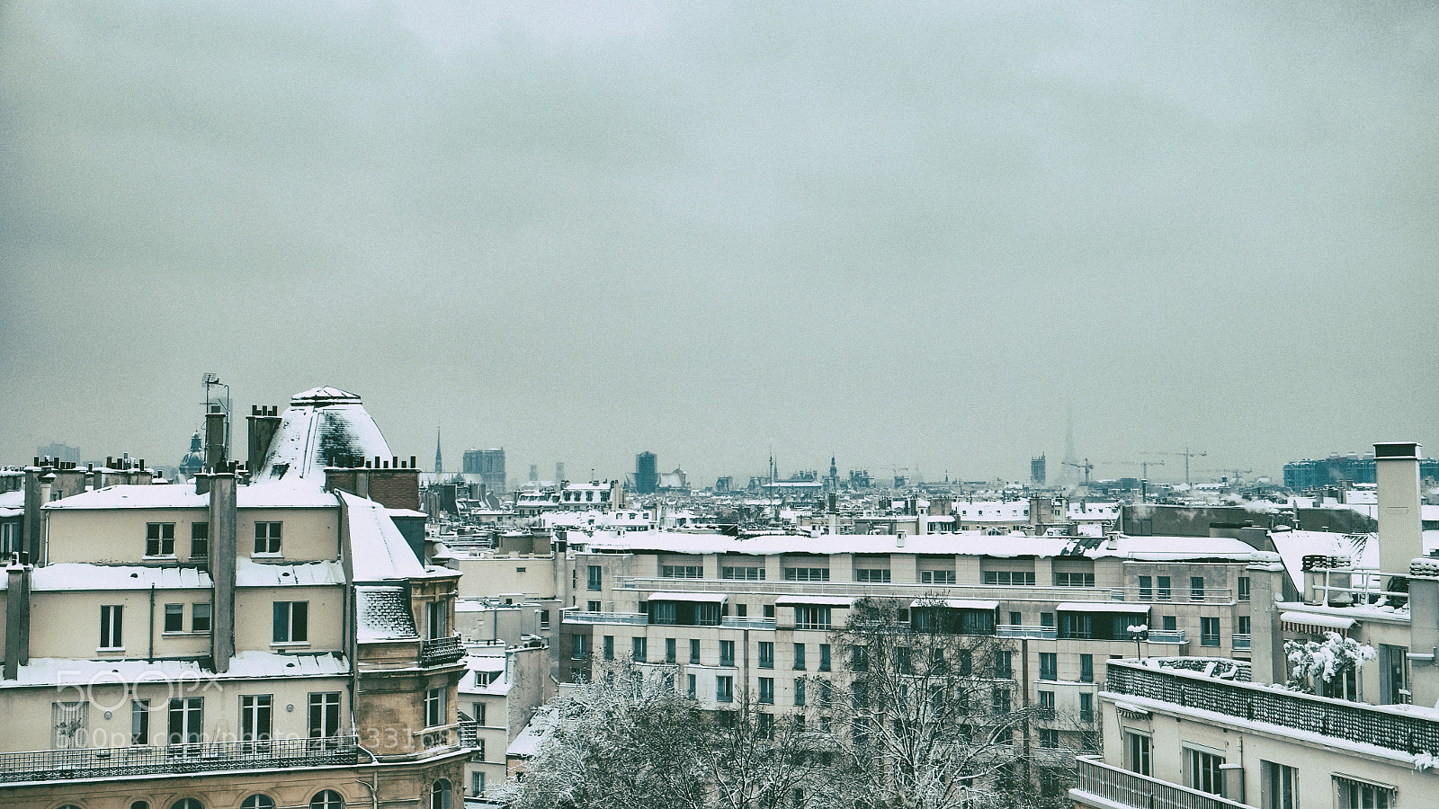 Fujifilm X-T1 sample photo. Paris roof top snowy photography