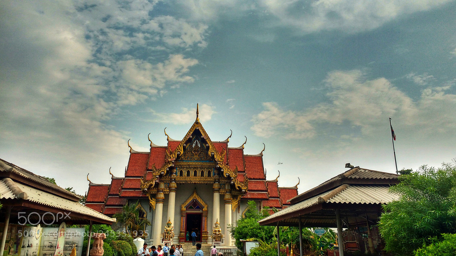 Motorola MotoG3 sample photo. Buddhist temple photography