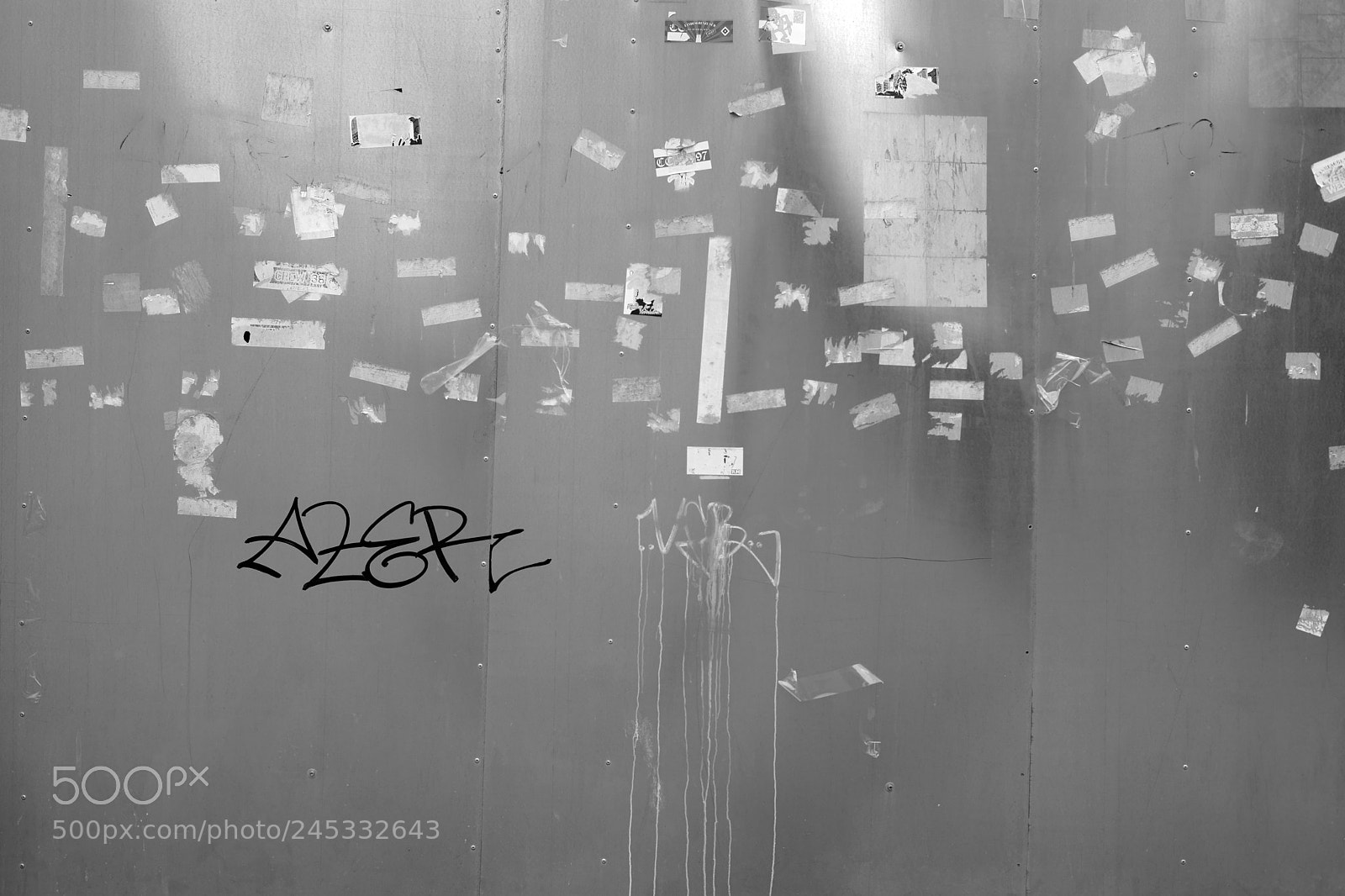 Sony a7 II sample photo. Metal wall with sticker photography