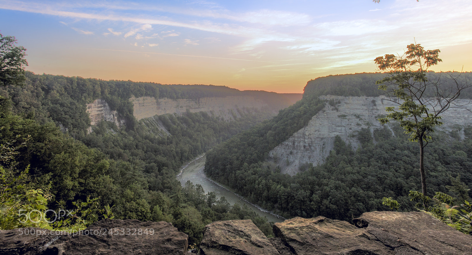 Canon EOS 5DS sample photo. On the edge photography