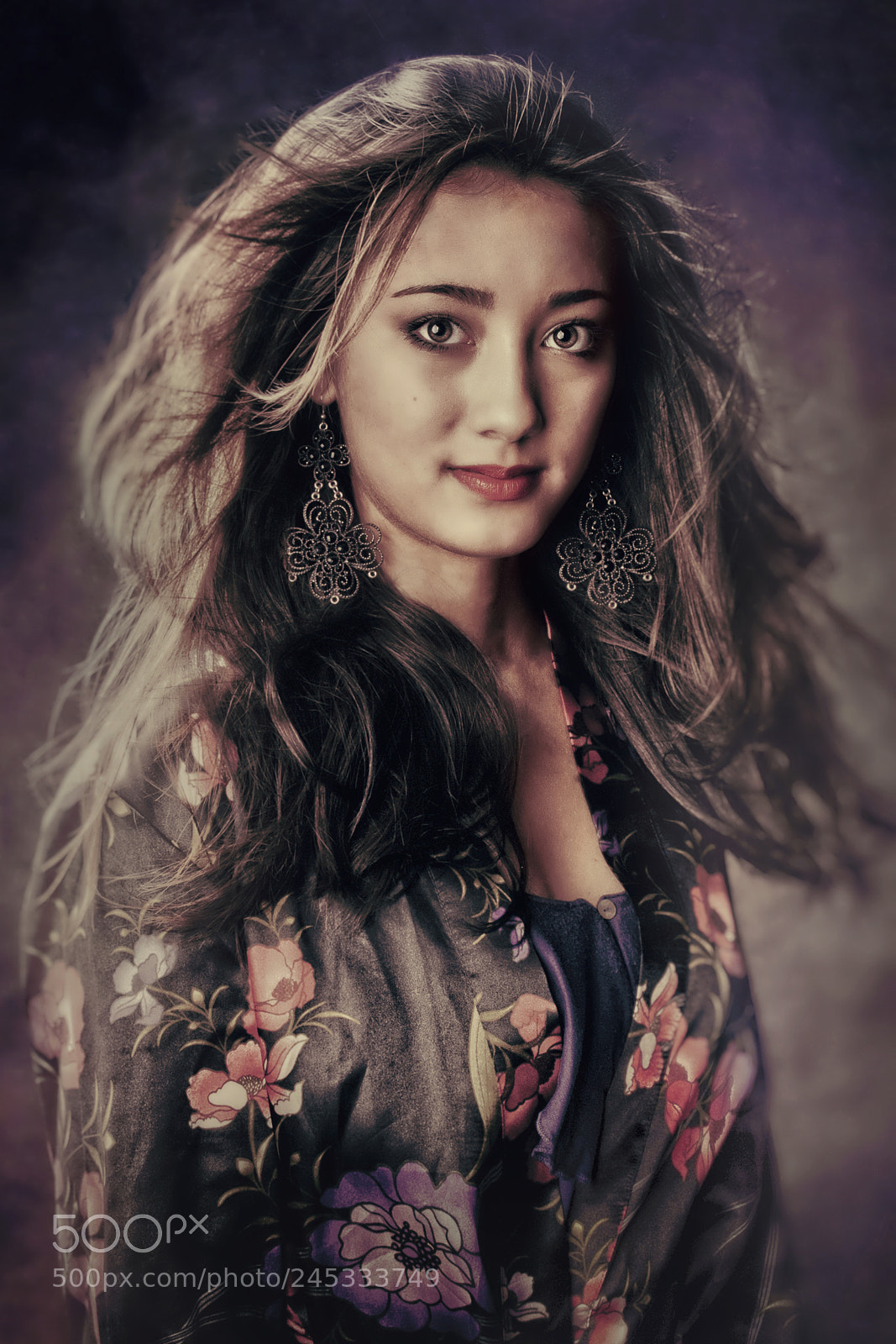 Olympus E-450 (EVOLT E-450) sample photo. Modern geisha photography
