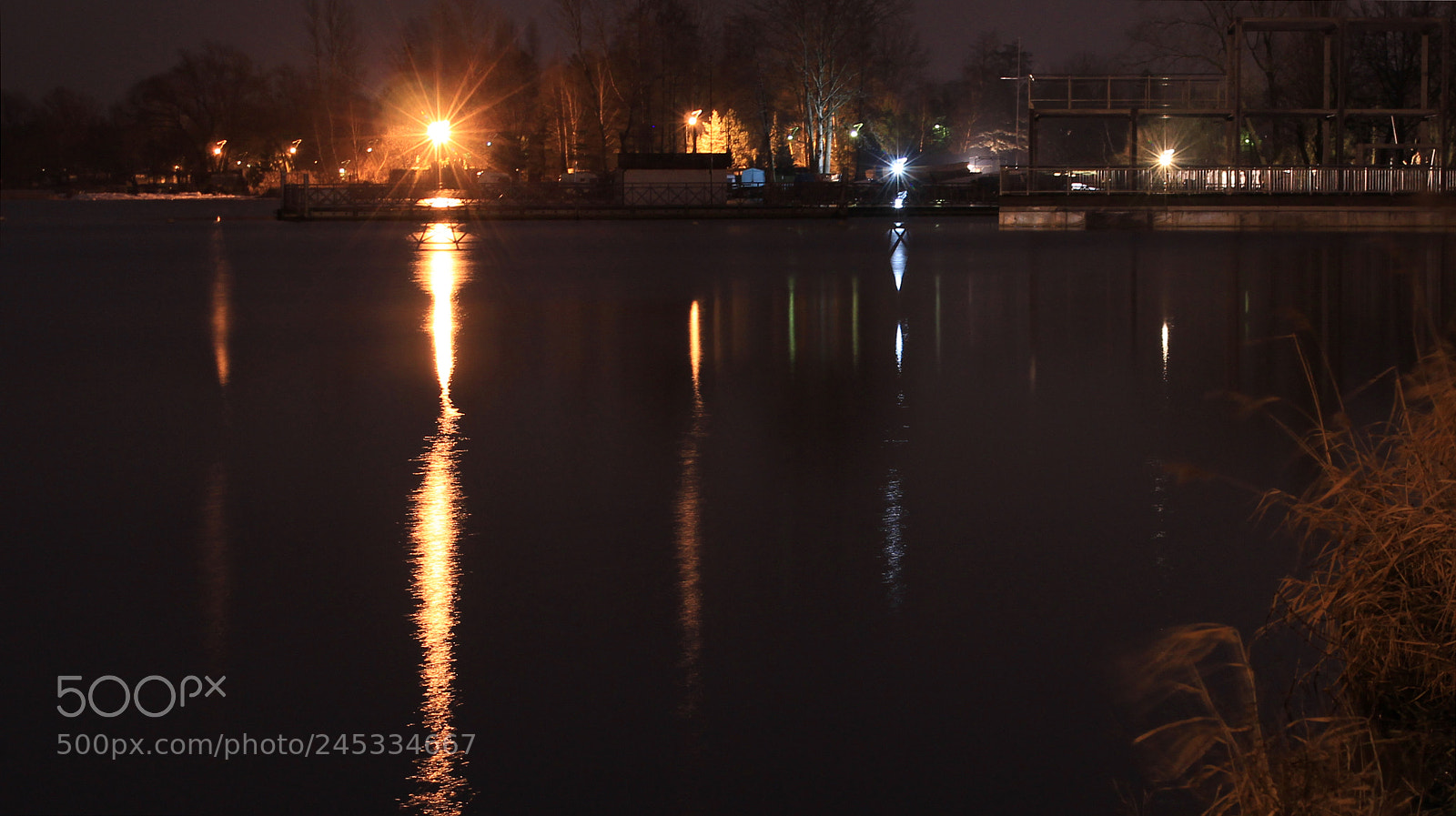 Canon EOS 1200D (EOS Rebel T5 / EOS Kiss X70 / EOS Hi) sample photo. Long reflections photography
