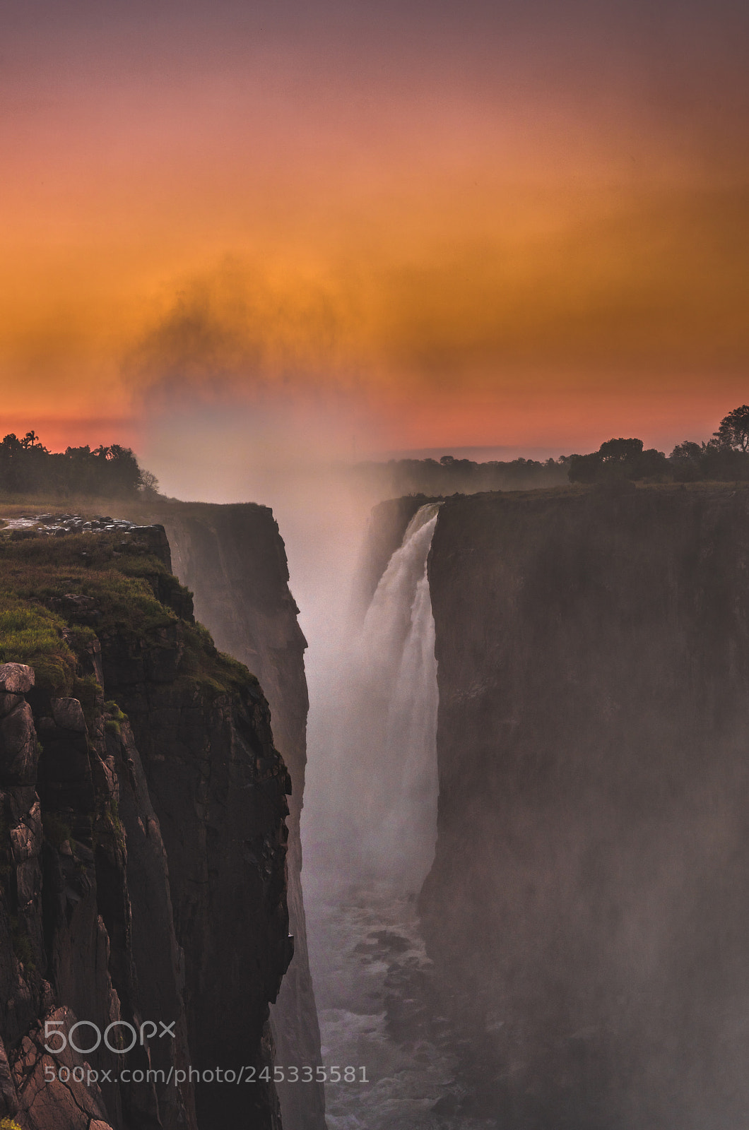 Nikon D810 sample photo. Victoria falls at dusk photography