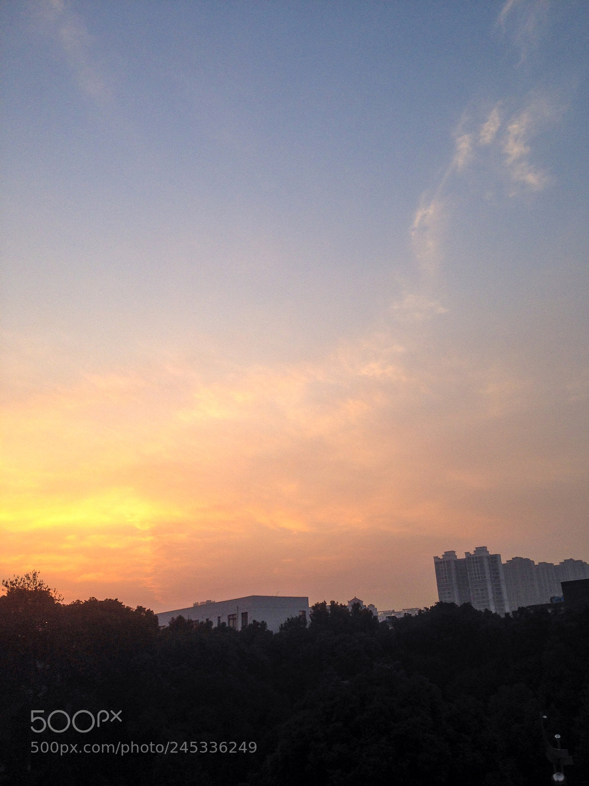 Apple iPhone 5 sample photo. Another sunny day. photography