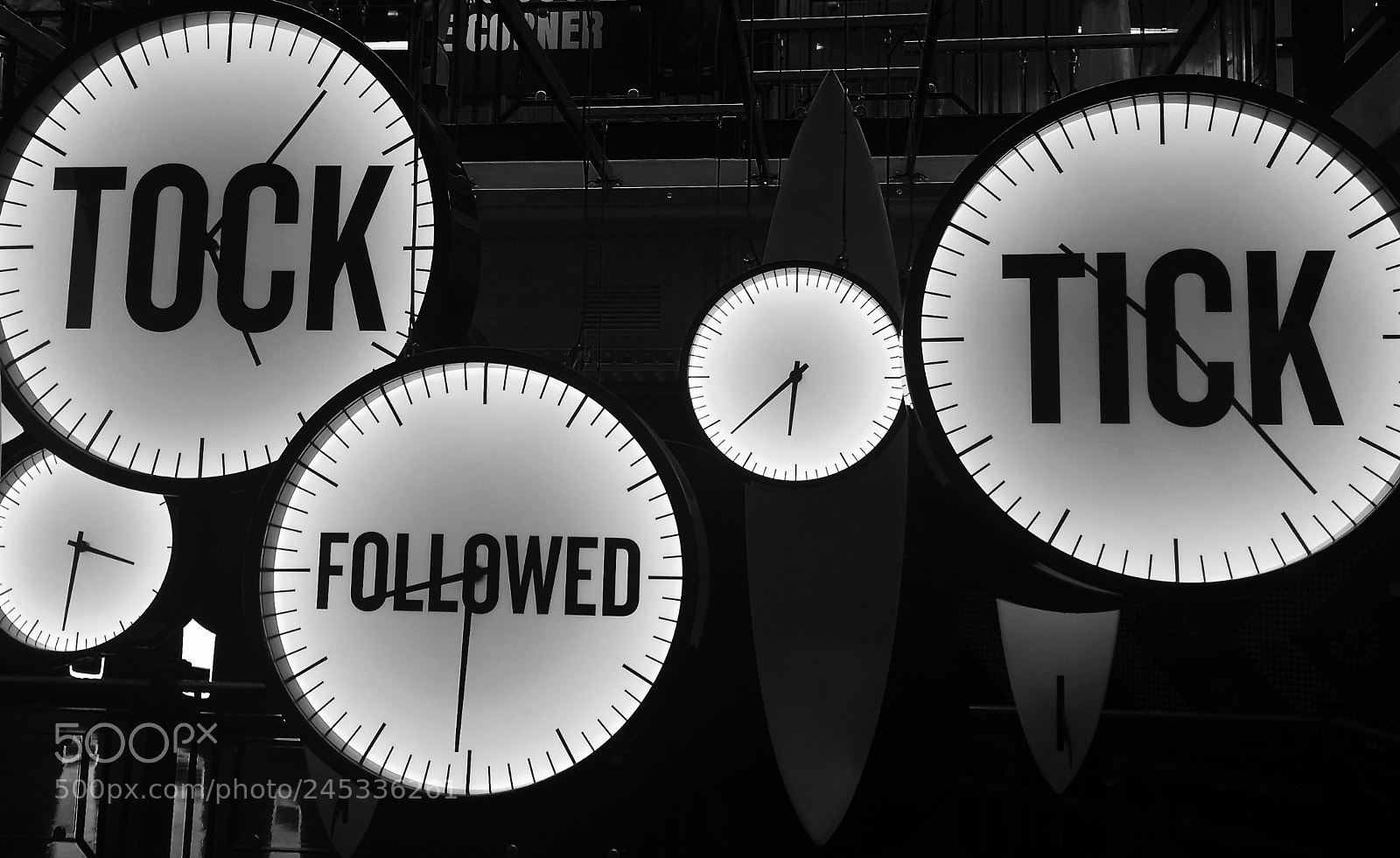 Apple iPhone 6 sample photo. Dublin clocks photography
