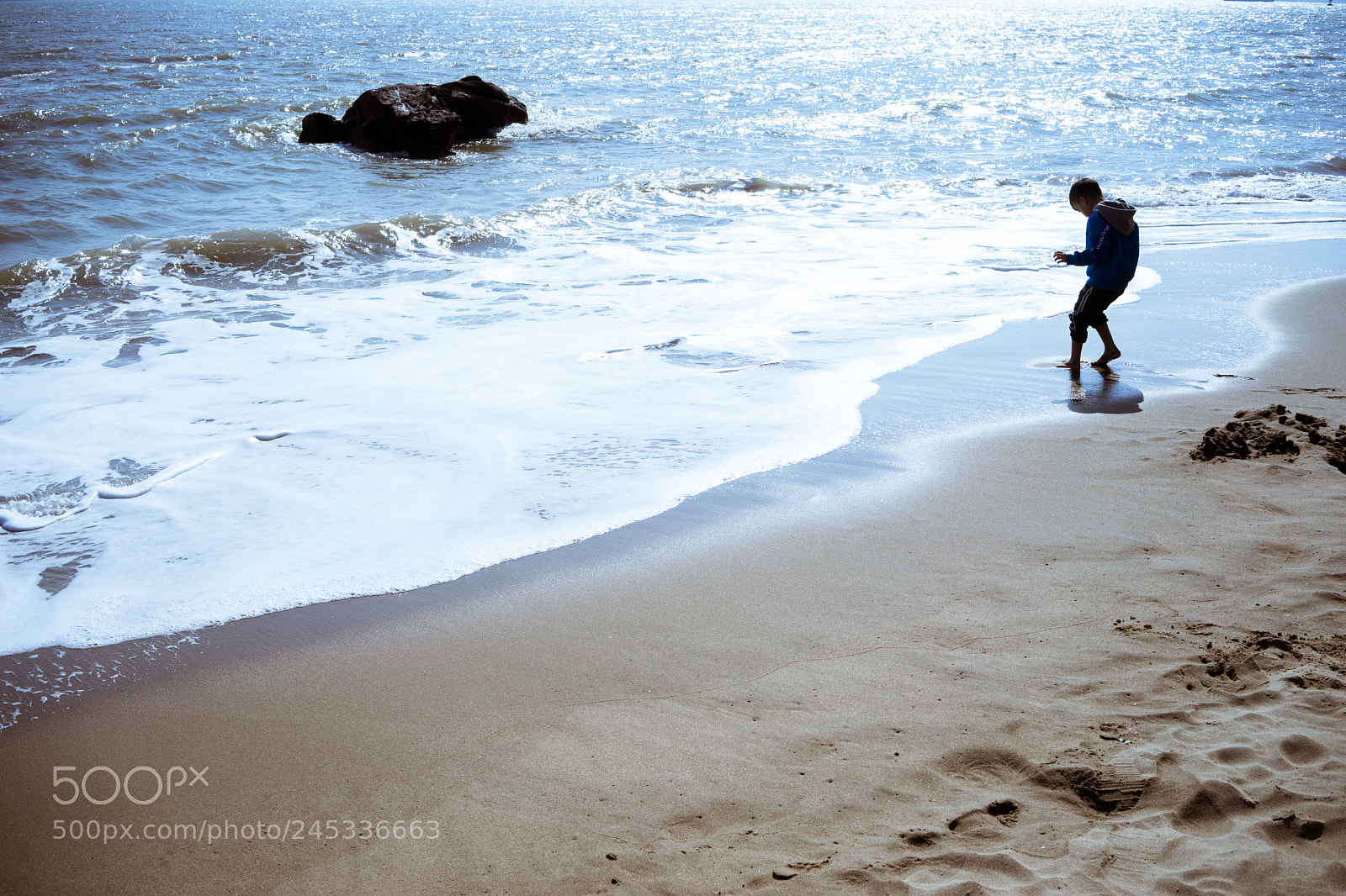 Sony a7 sample photo. Have fun near the photography