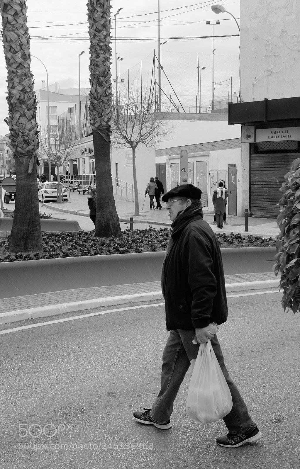 Fujifilm X100S sample photo. V lez-m laga street photography
