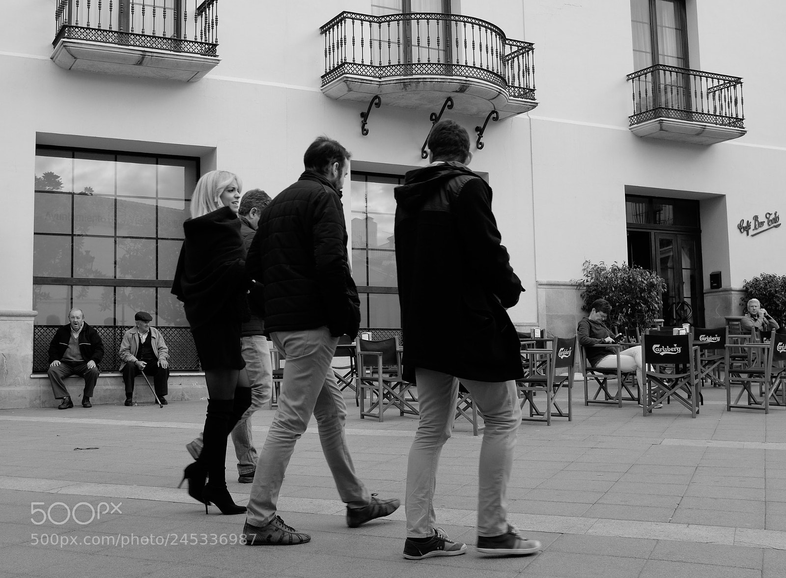Fujifilm X100S sample photo. V lez-m laga street photography