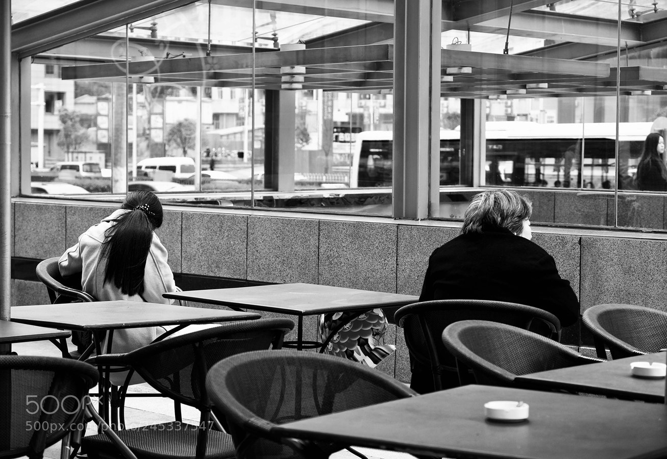 Fujifilm X-E2 sample photo. Comparison of years photography