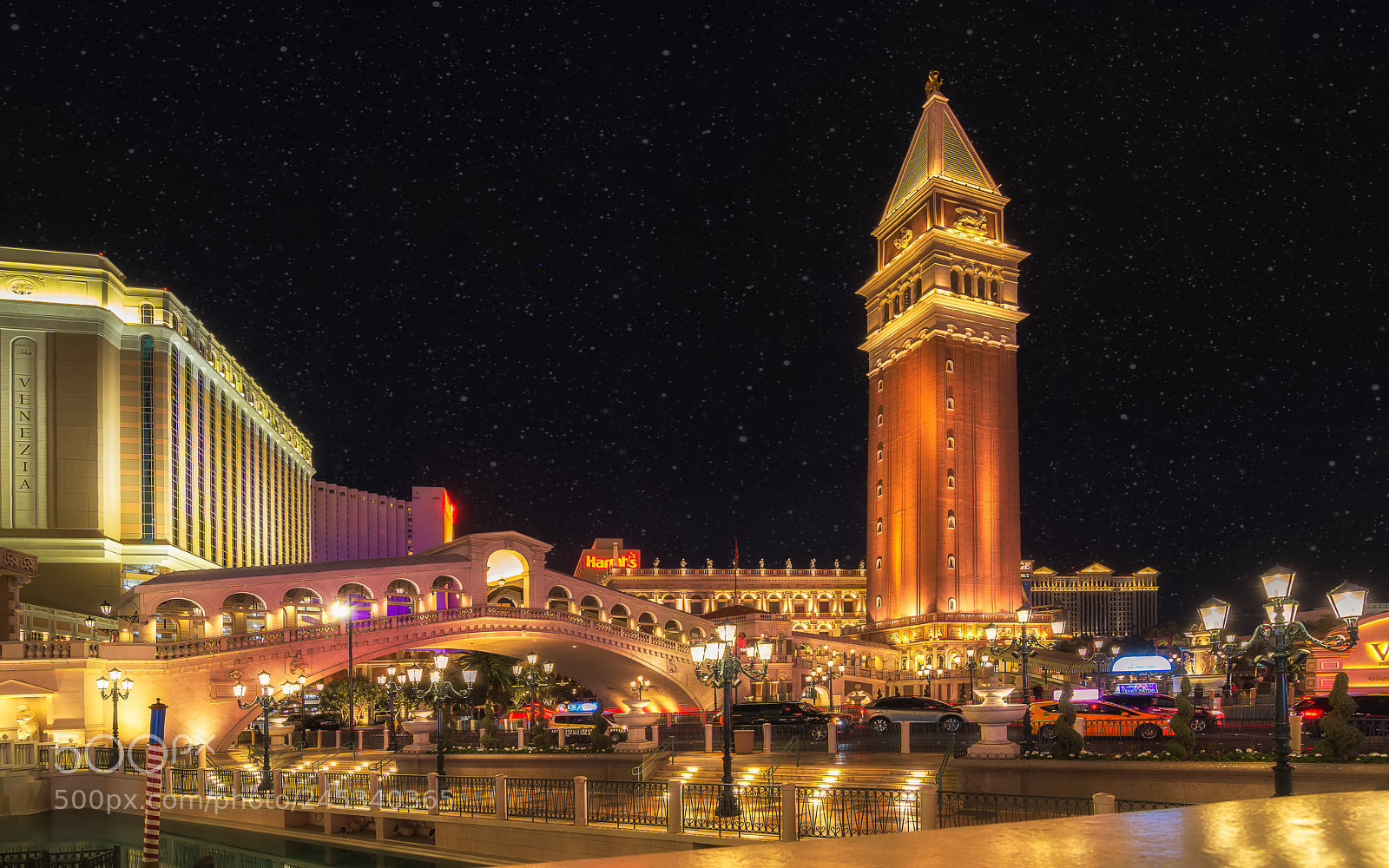Nikon D7100 sample photo. Venetian casino at night photography