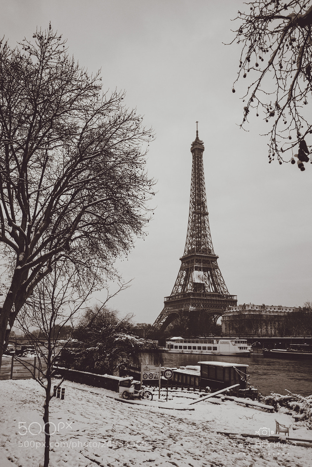 Canon EOS-1D X sample photo. Snow, eiffeil tower, paris photography