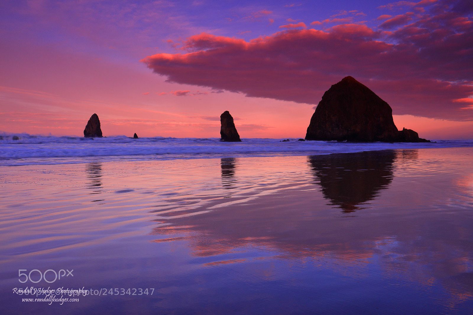 Canon EOS 5DS R sample photo. Sunrise with haystack rock photography