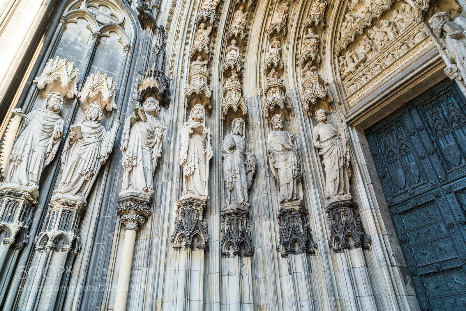Sony a6500 sample photo. Petersportal kölner dom photography