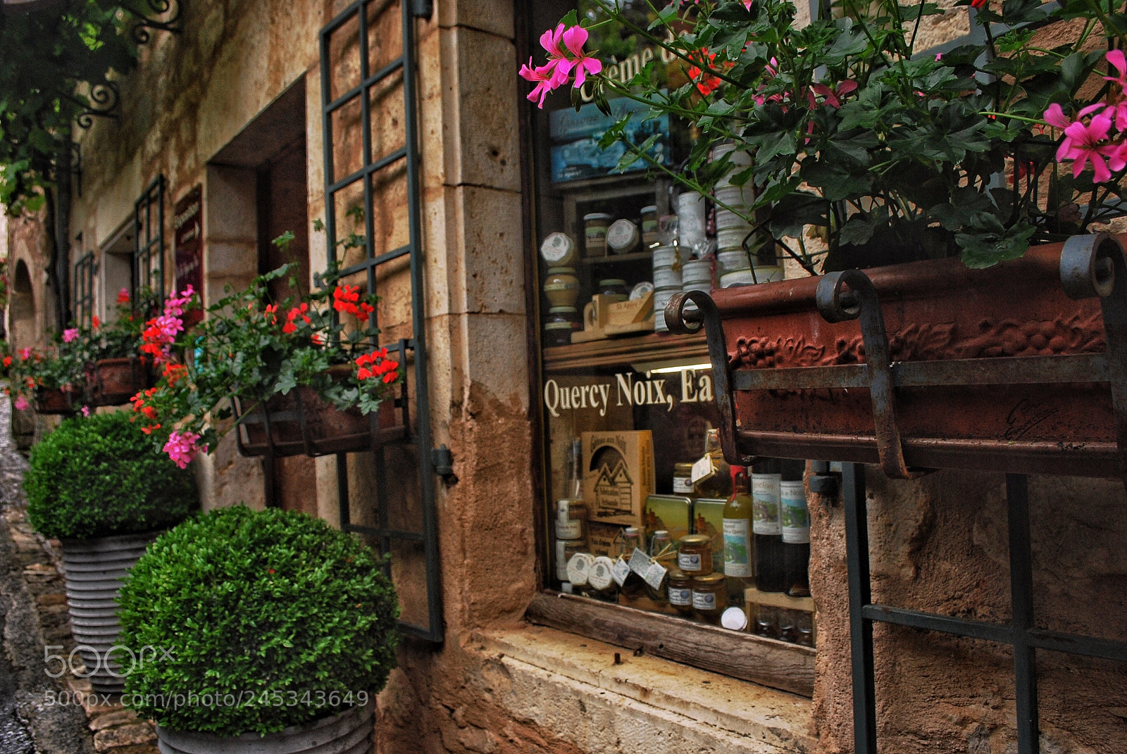 Nikon D60 sample photo. Saint cirq lapopie france photography