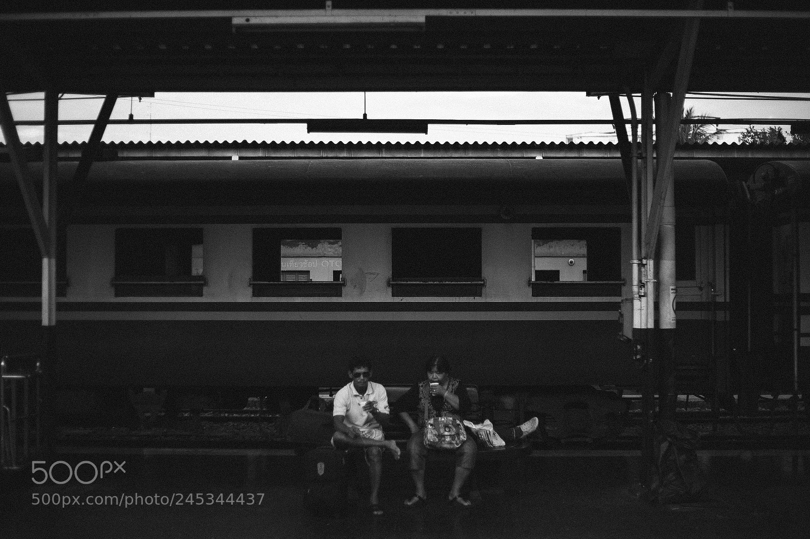 Canon EOS 5D sample photo. Train station photography