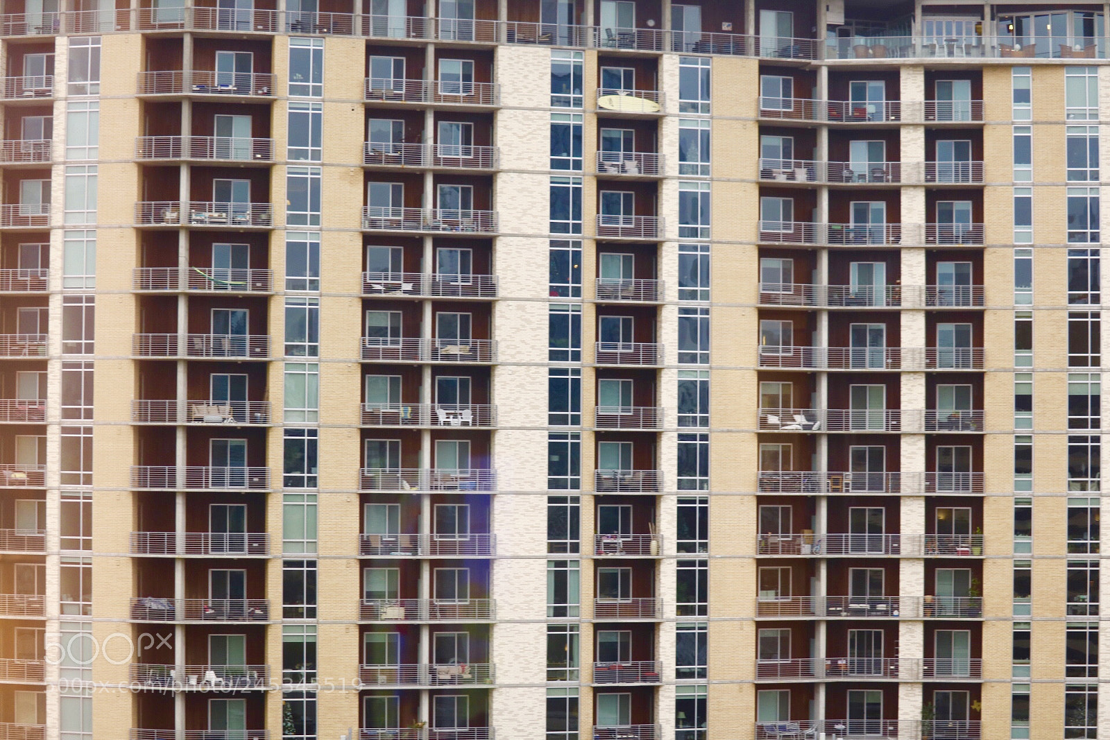 Canon EOS 750D (EOS Rebel T6i / EOS Kiss X8i) sample photo. Buildings & architecture photography