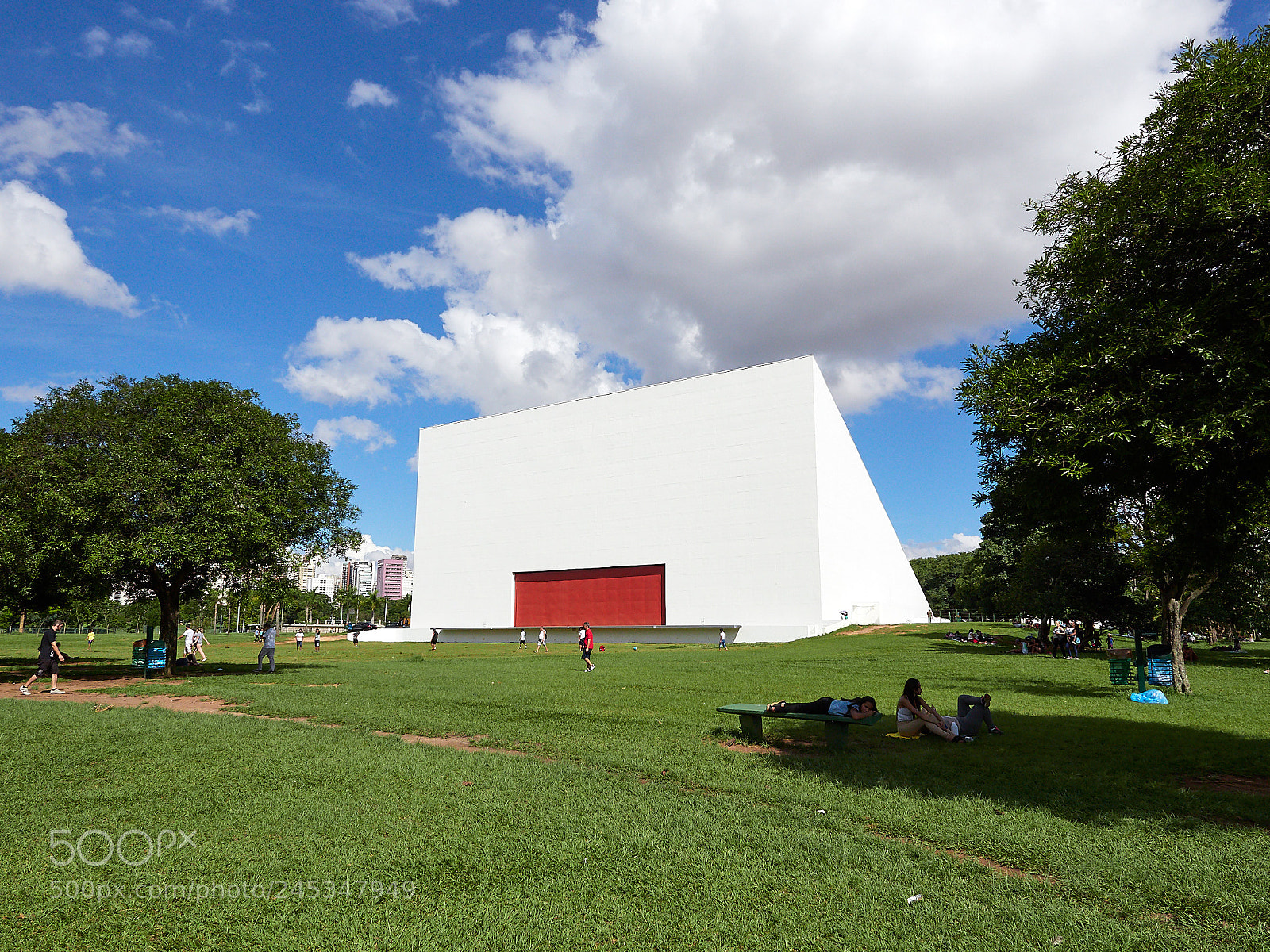 Olympus OM-D E-M1 Mark II sample photo. Auditório ibirapuera photography
