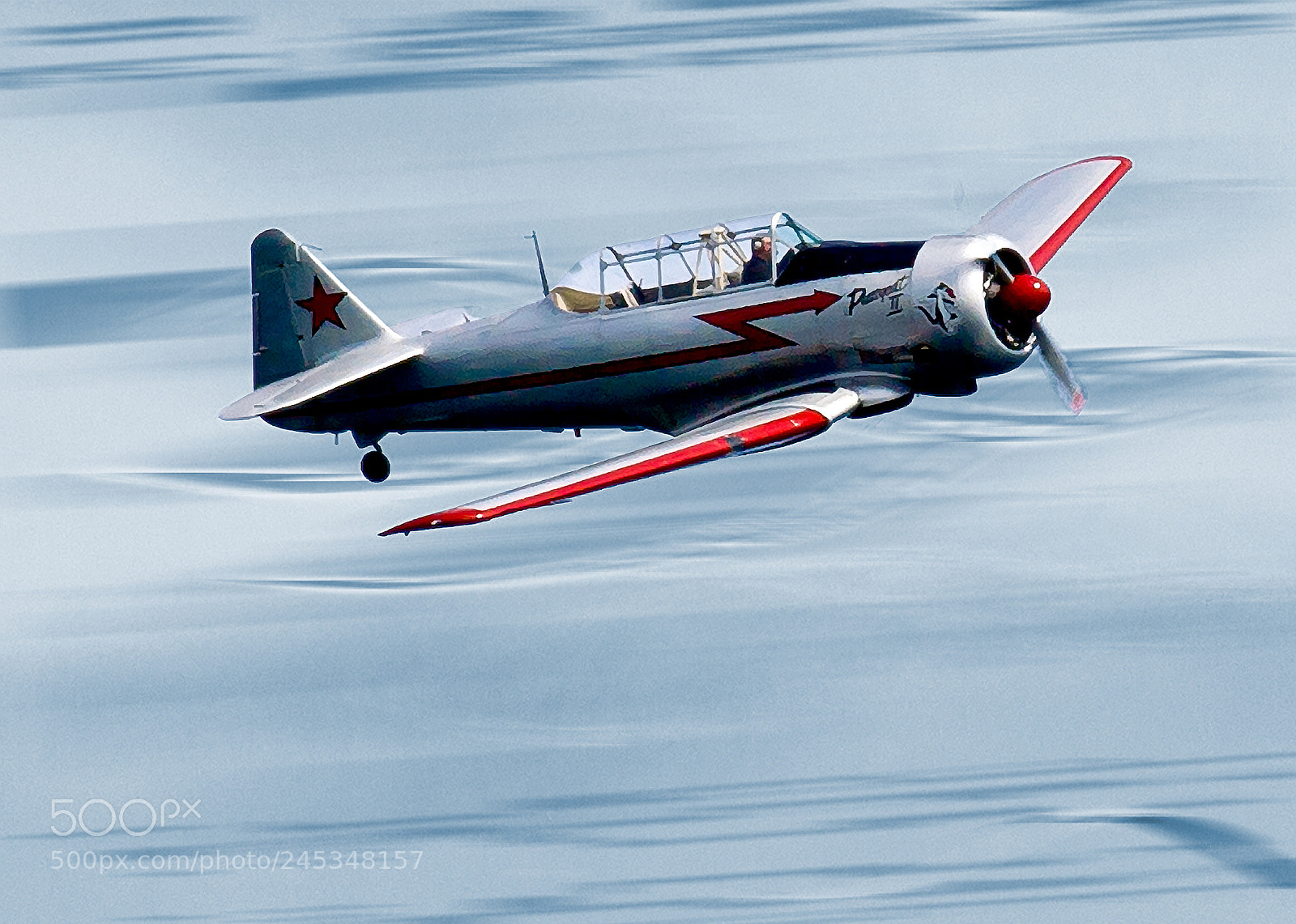 Olympus E-3 sample photo. Retro prop plane photography