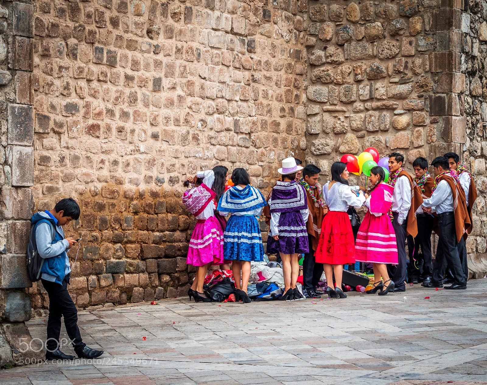 Olympus OM-D E-M5 II sample photo. Dancers photography