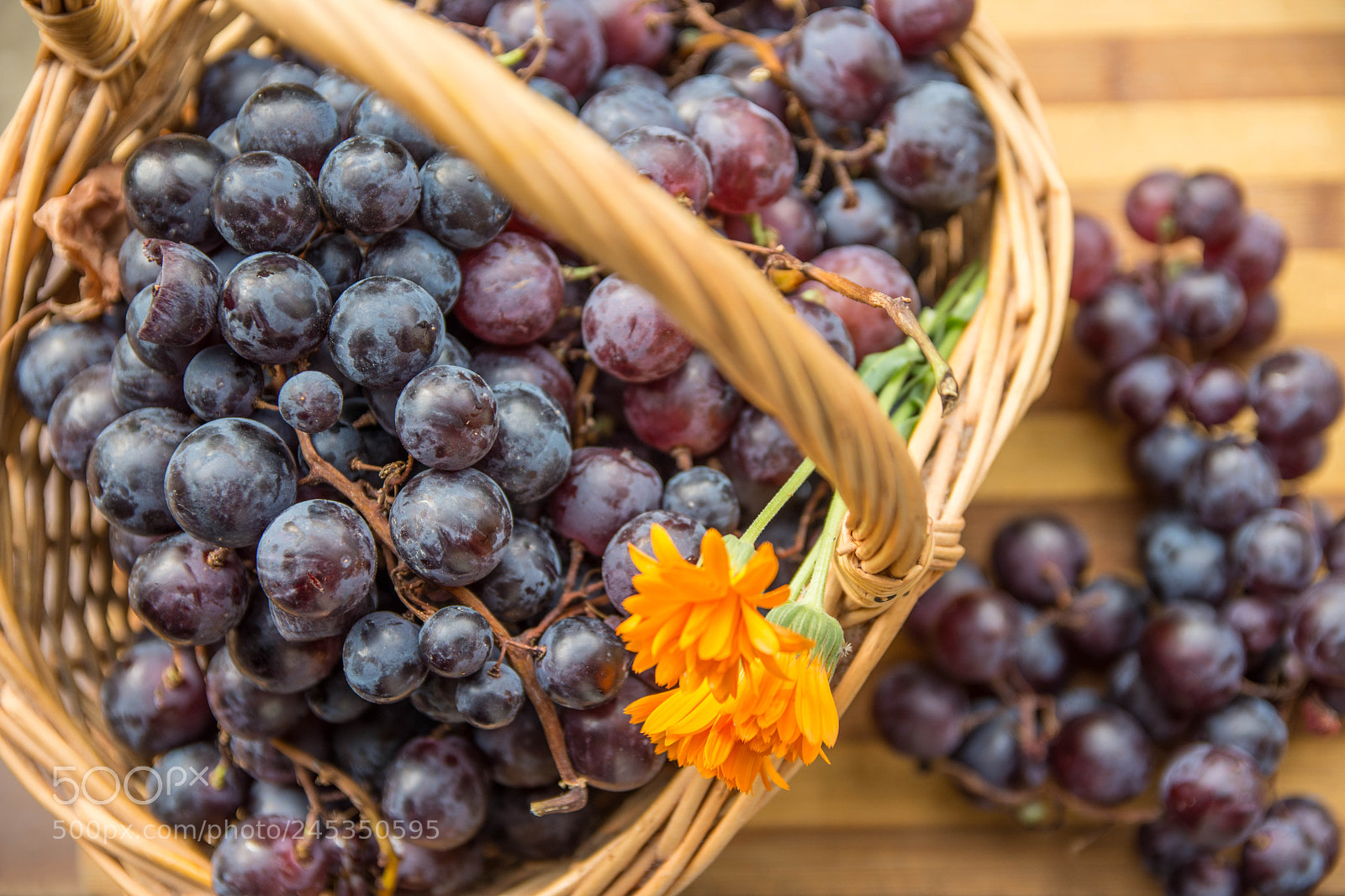 Nikon D7200 sample photo. Grapes in the basket photography