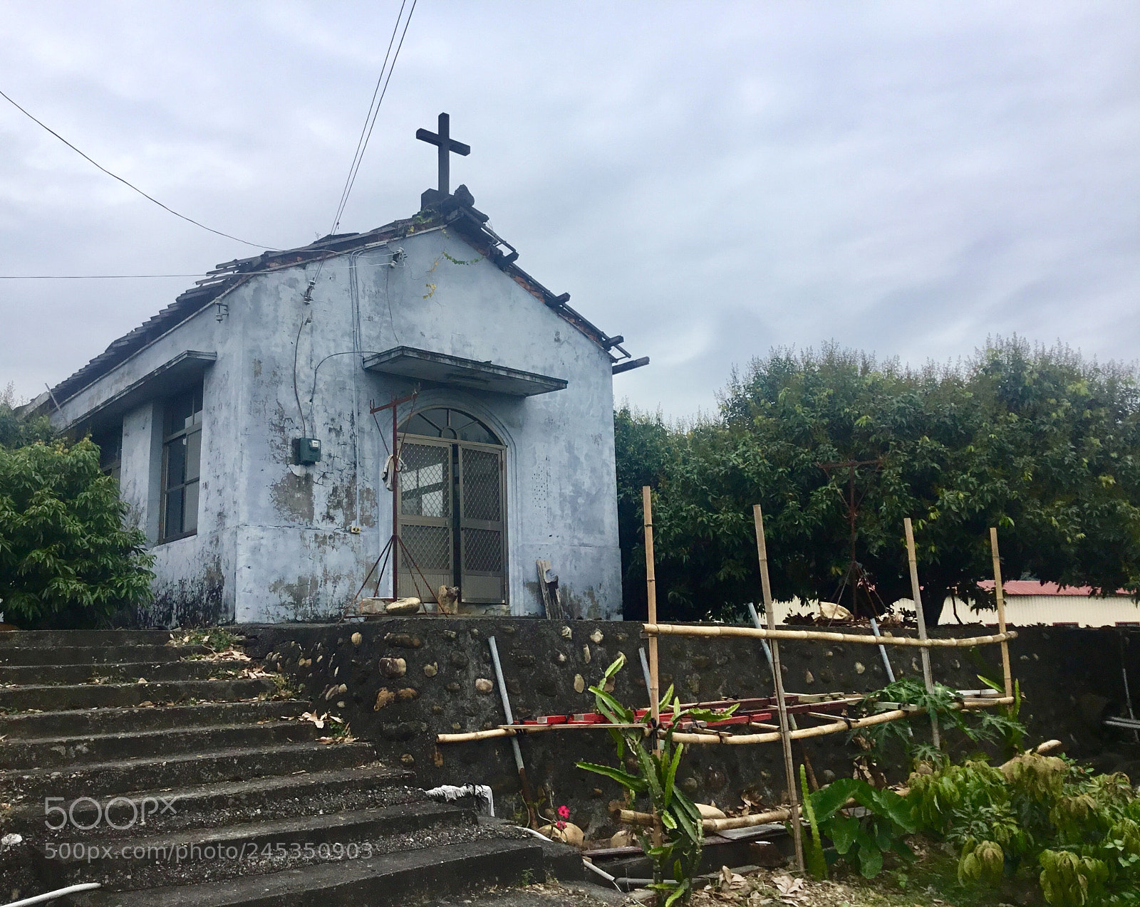 Apple iPad sample photo. An old abandoned church photography