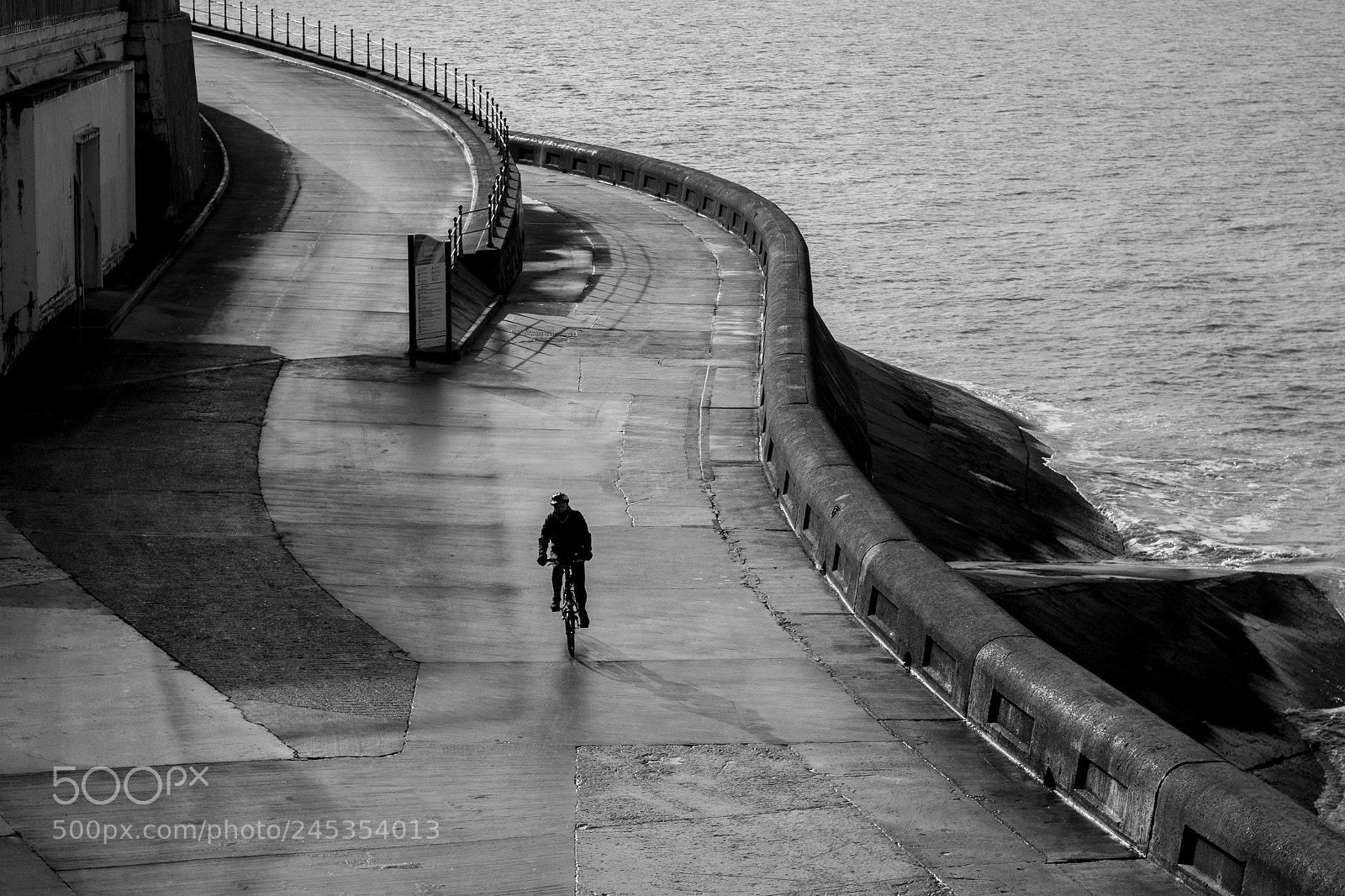 Canon EOS 60D sample photo. Sea side in bw photography