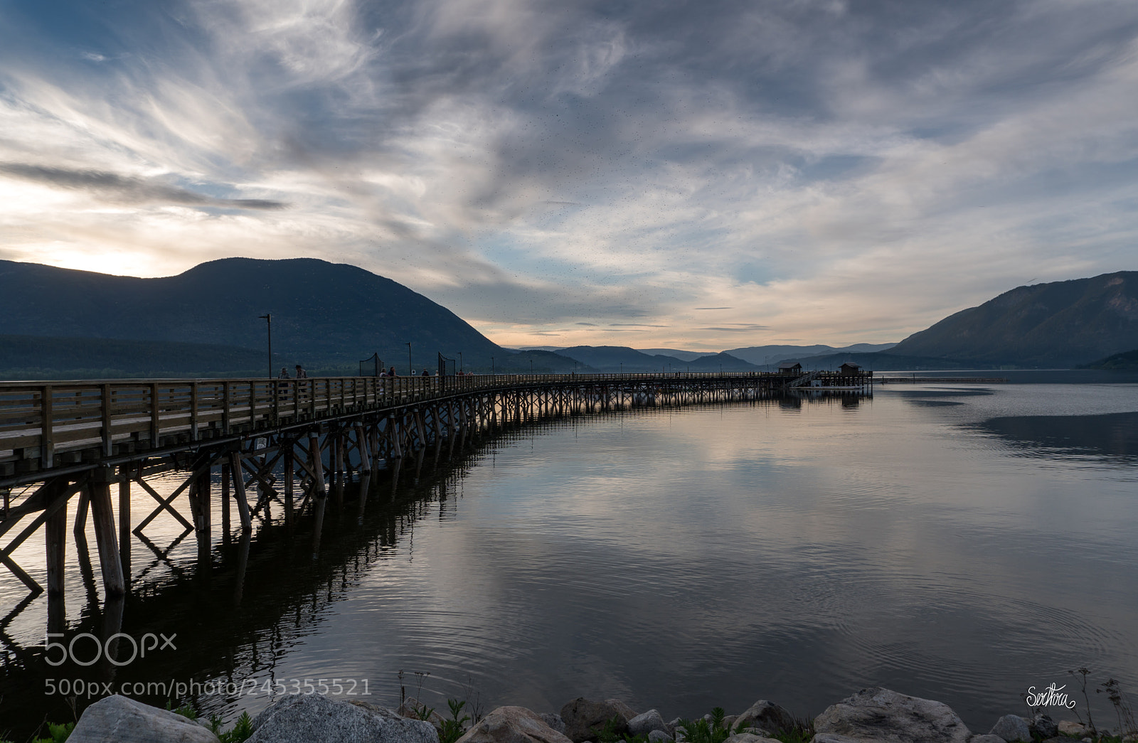 Sony a6300 sample photo. Evening sky mirrored in photography