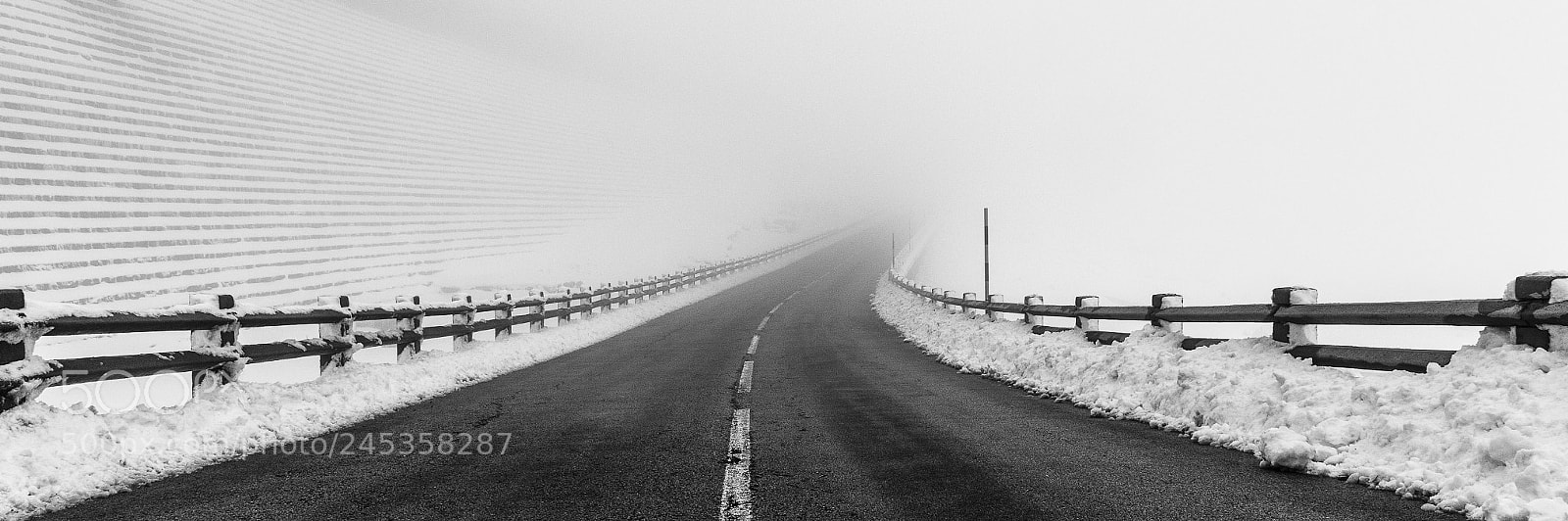 Canon EOS 650D (EOS Rebel T4i / EOS Kiss X6i) sample photo. Road to the unknown photography