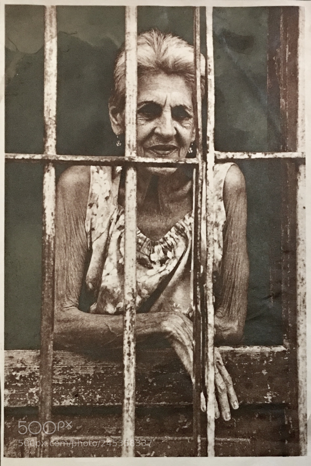 Apple iPhone 6s Plus sample photo. Trinidad-cuba 1997 photography