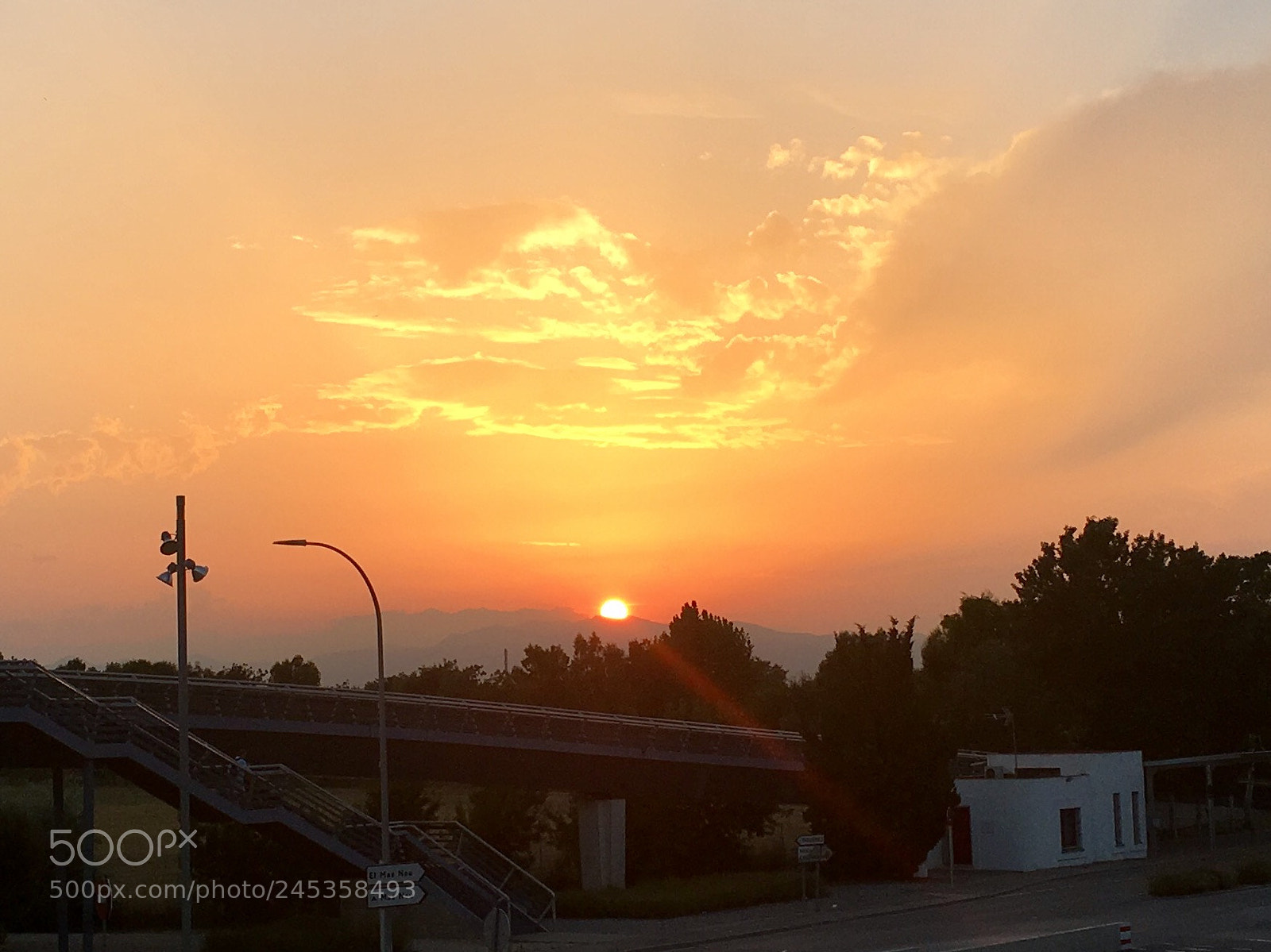 Apple iPhone 6s Plus sample photo. Atardecer en castell d photography