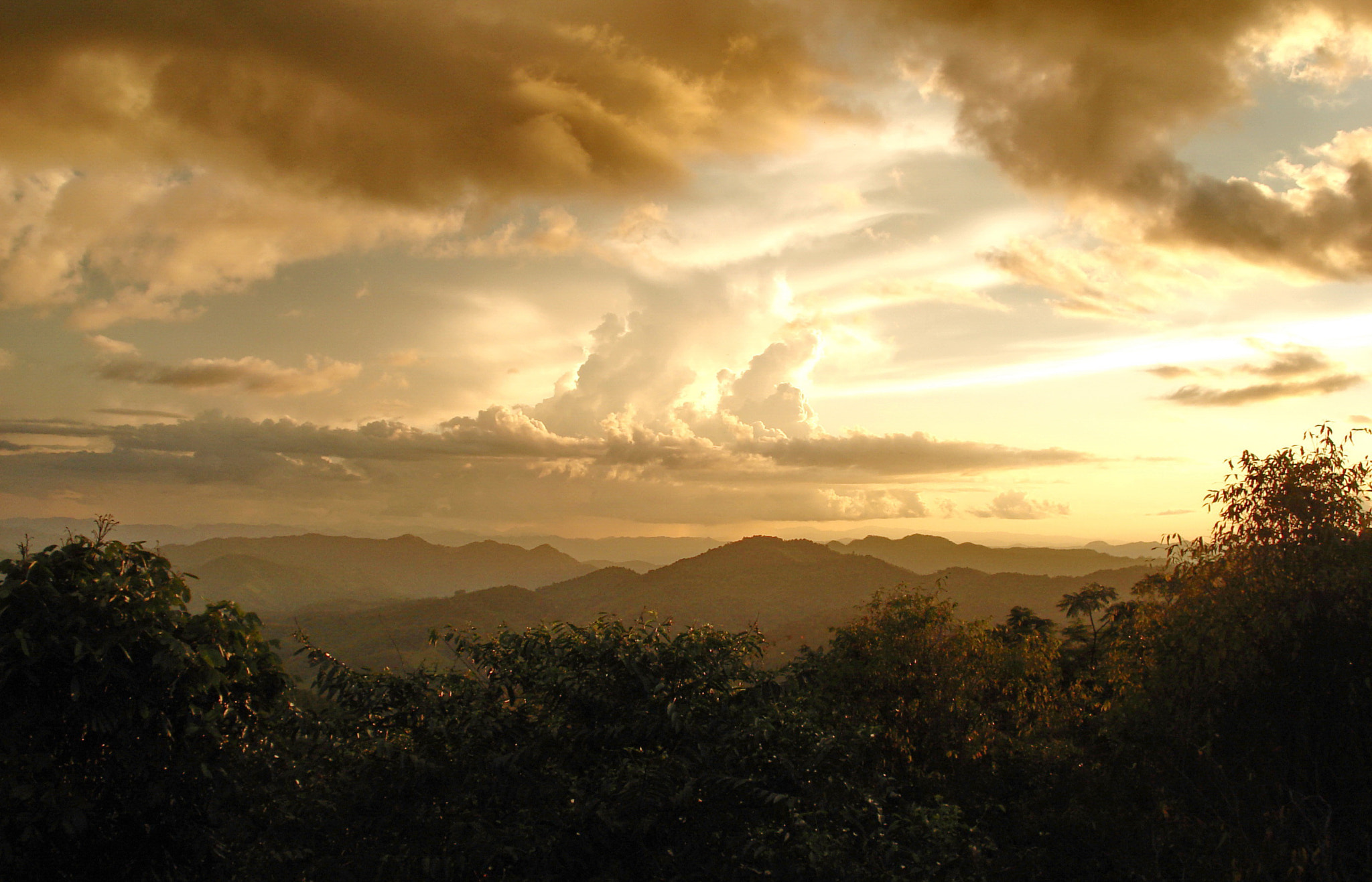 Sony DSC-W50 sample photo. Mountainous mae hong son (north thailand) photography