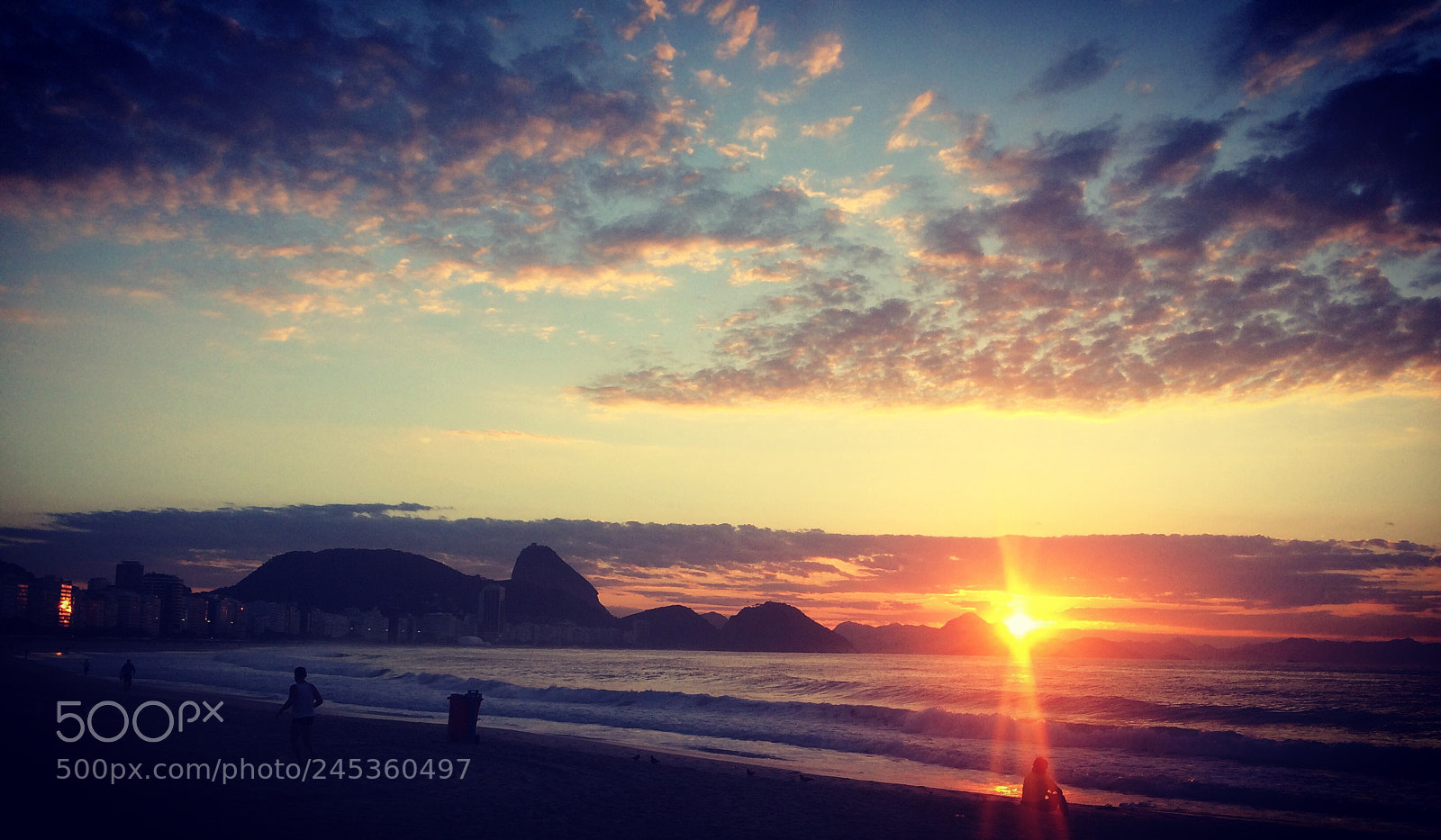 Apple iPhone 5s sample photo. Copacabana beach at sunrise photography