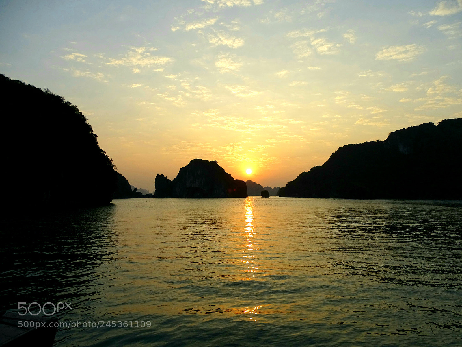 Sony Cyber-shot DSC-HX400V sample photo. Halong bay in vietnam photography