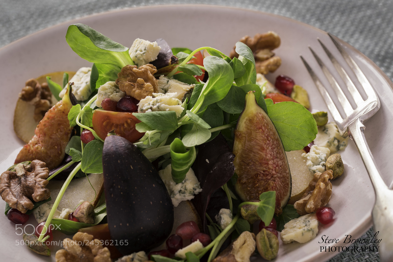 Nikon D5 sample photo. Fit and blue cheese photography