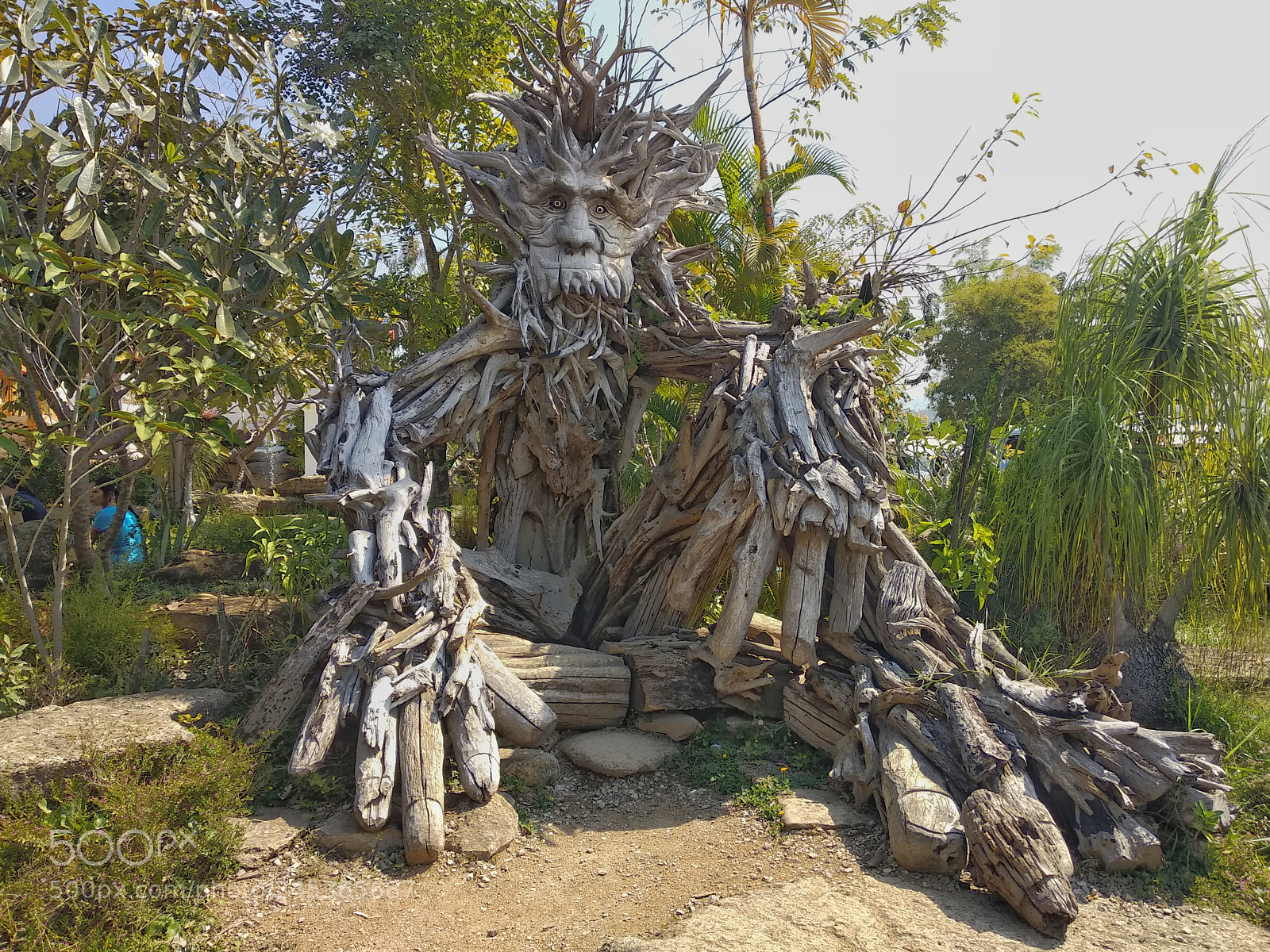 Xiaomi Mi A1 sample photo. Tree toy photography