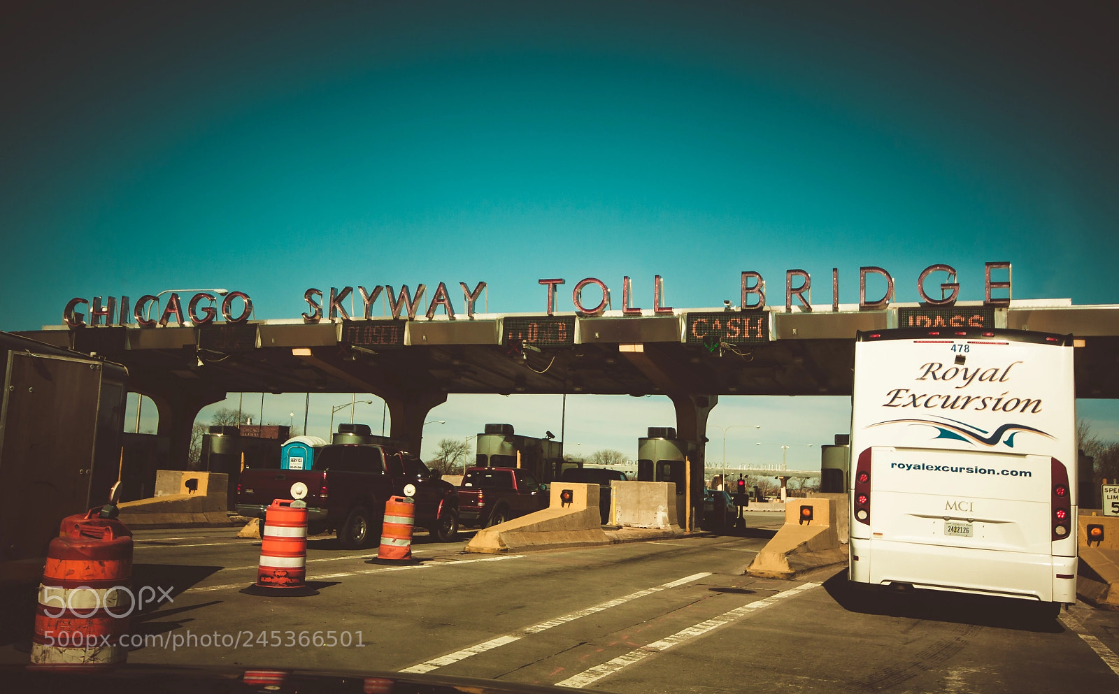 Canon EOS 450D (EOS Rebel XSi / EOS Kiss X2) sample photo. Skyway toll bridge photography