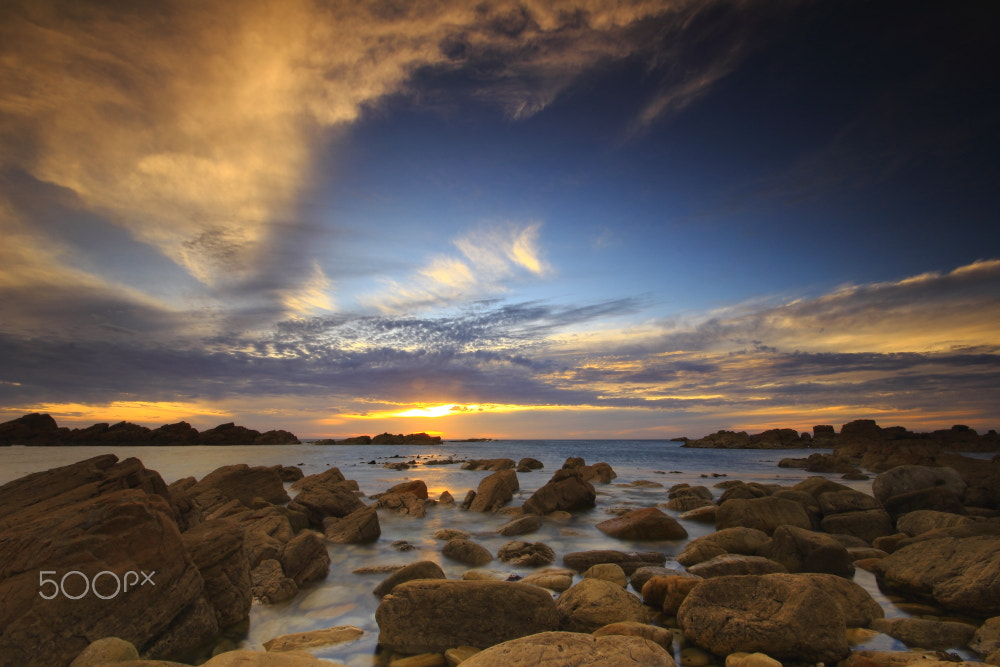 Canon EOS 60D + Sigma 10-20mm F4-5.6 EX DC HSM sample photo. Dusk at west point photography