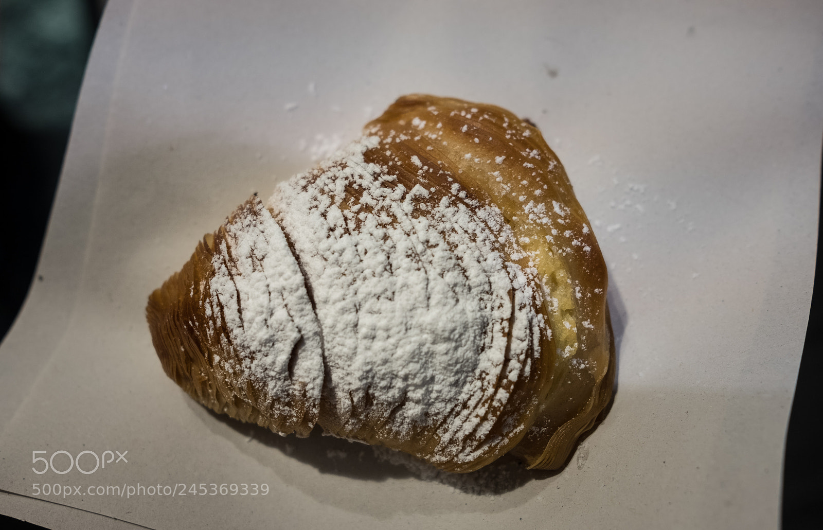 Fujifilm X-T2 sample photo. Neapolitan cake, sfogliatella photography