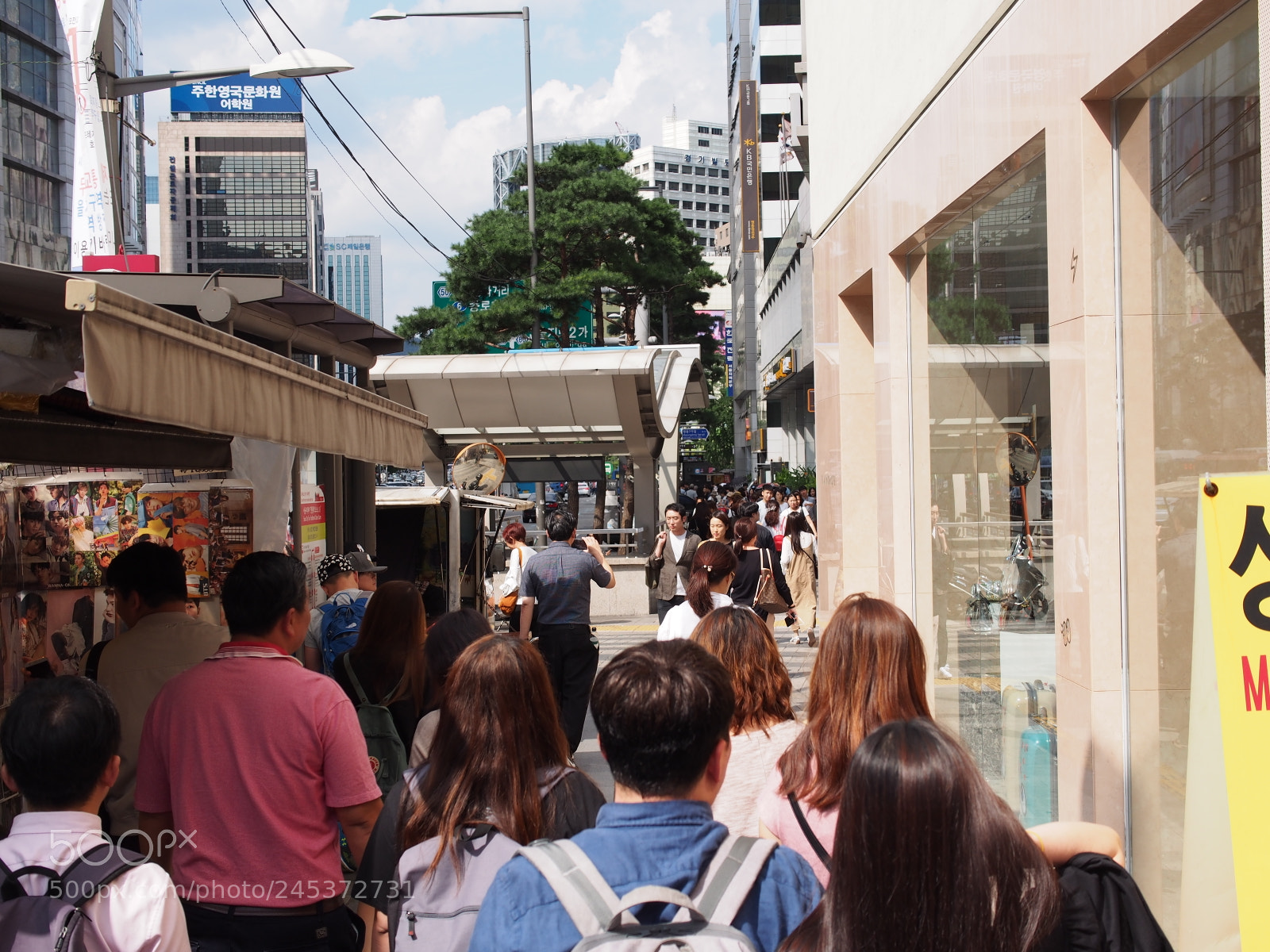 Olympus PEN E-PL5 sample photo. Walking around the city photography